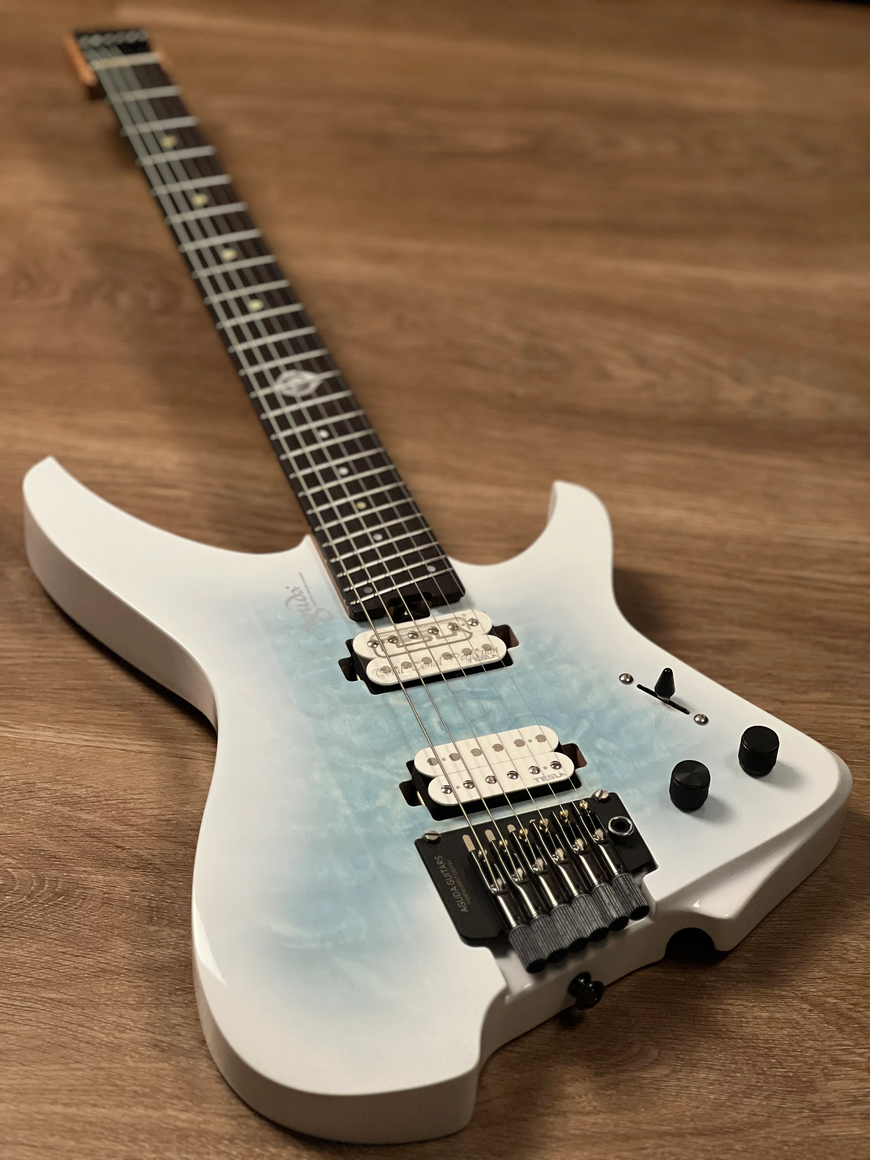 Aguda Black Hole Deluxe in Larimar with Quilt Top - Image 4