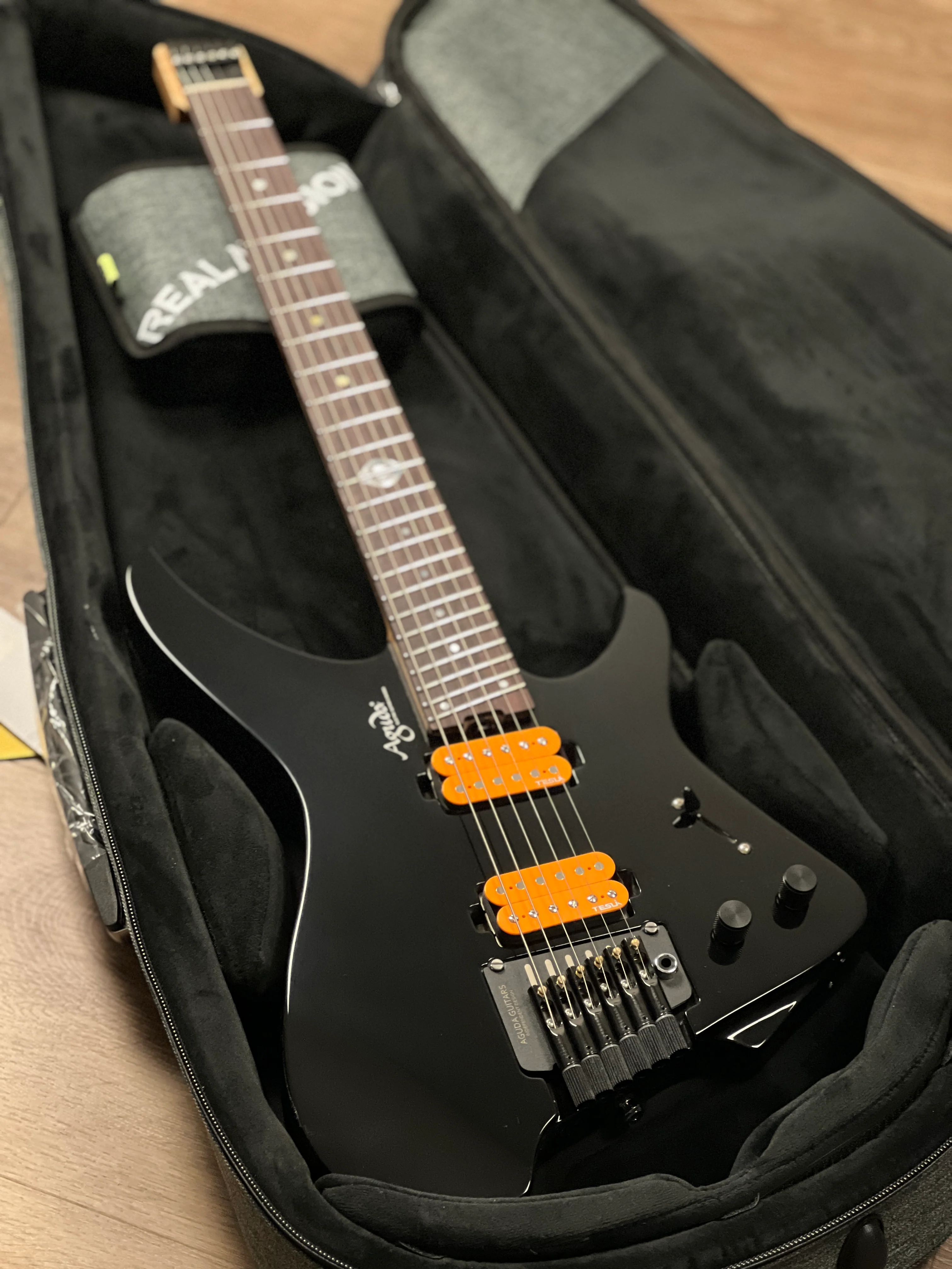 Aguda Black Hole in Black with Orange PU Nafiri Special Run