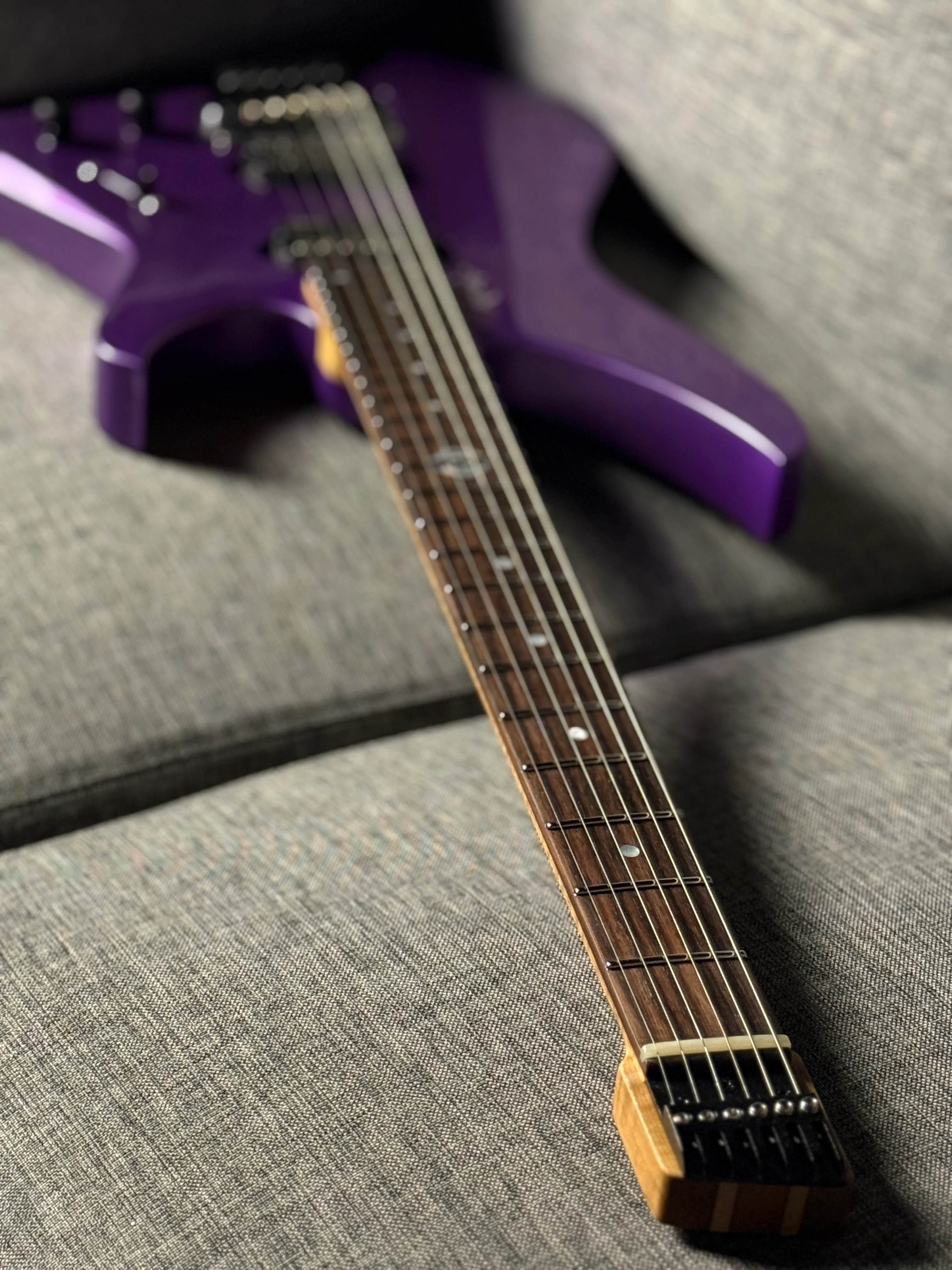 Aguda Black Hole in Cosmic Purple Metallic with Flame Maple Neck Nafiri Special Run - Image 4