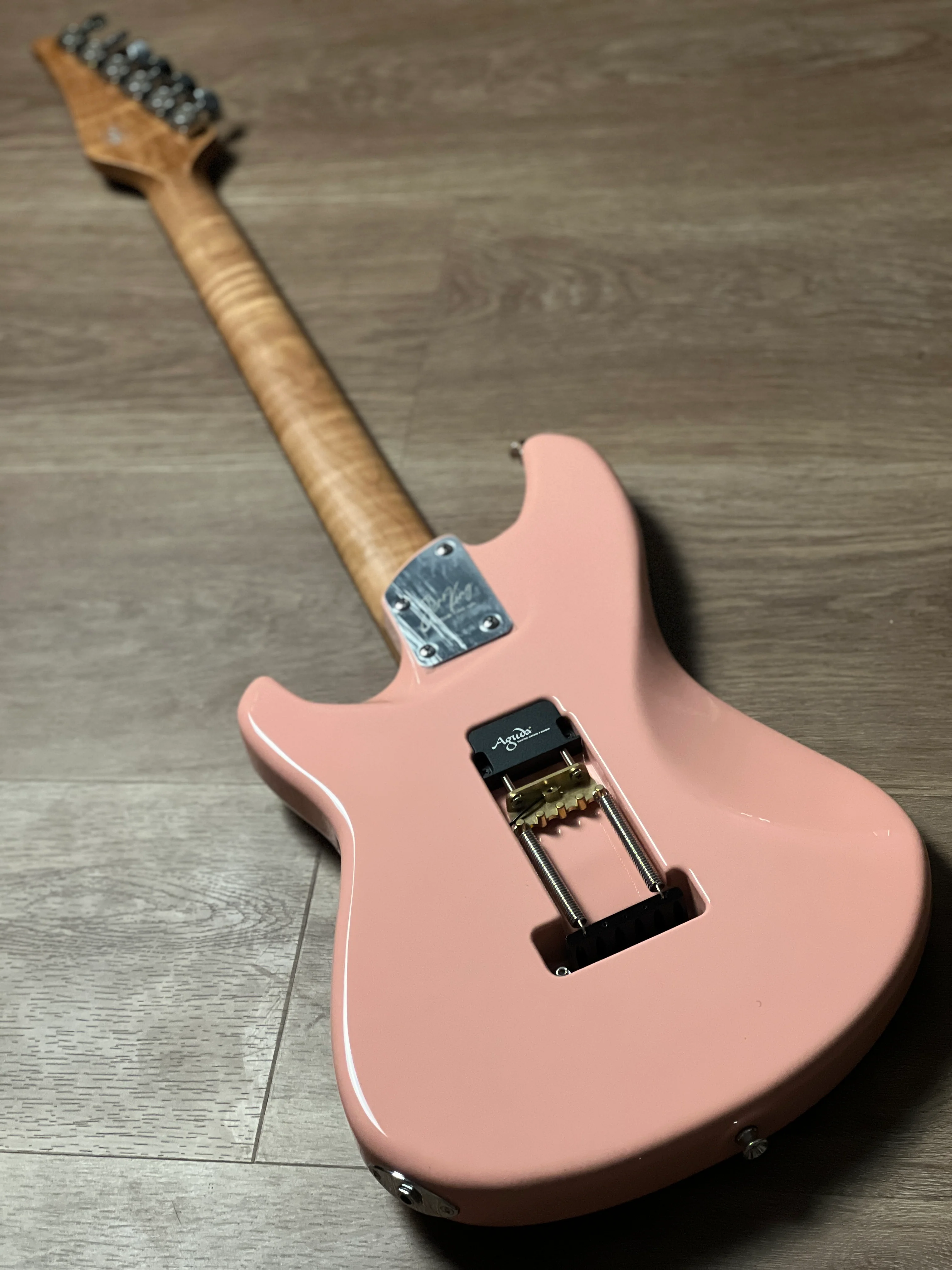 Aguda Jerry king Steam Tone 1981 in Shell Pink 2 - Image 5