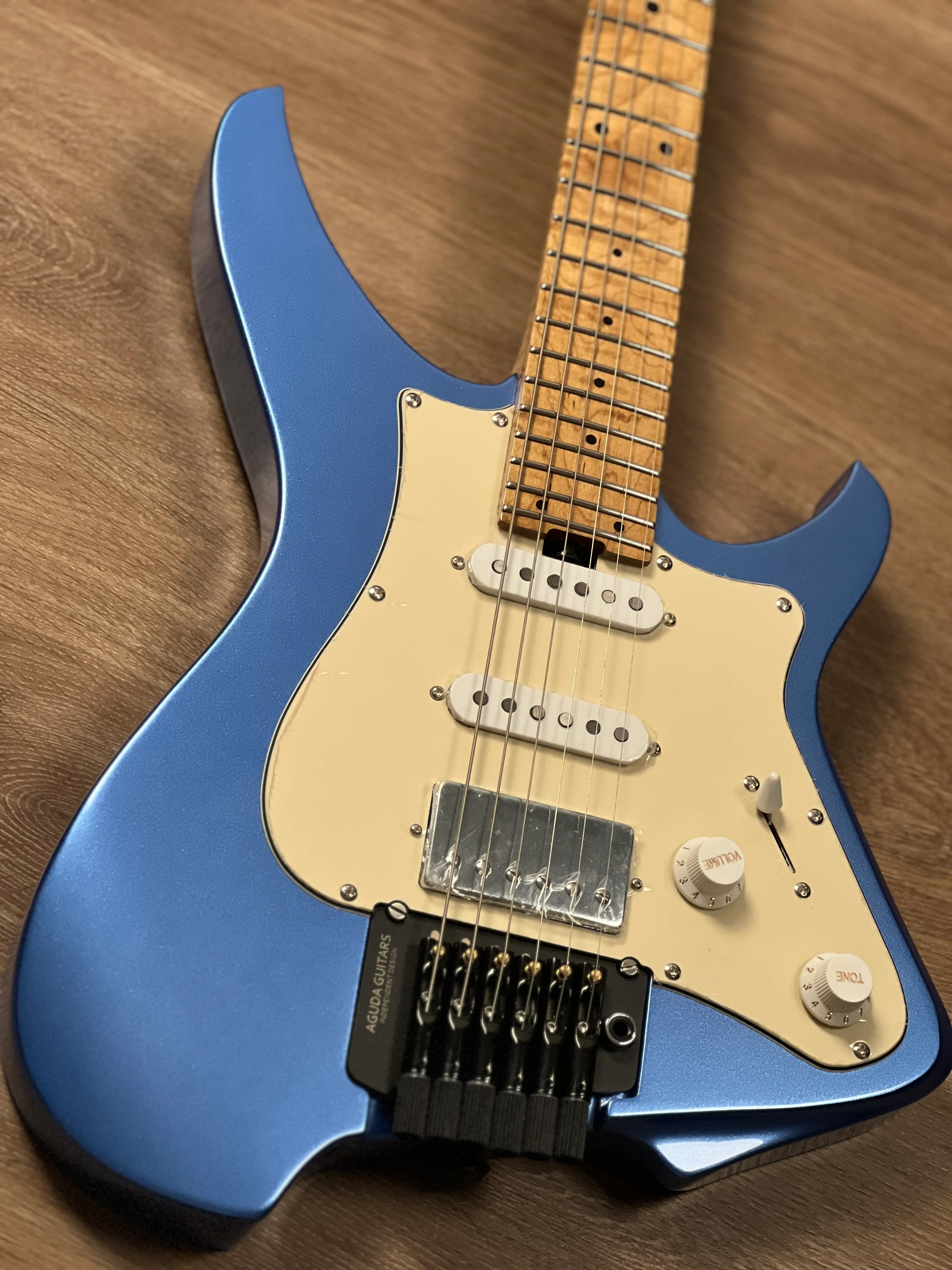 Aguda Musicboy Pro with Premium Glossy Roasted Flame Maple Neck in Lake Placid Blue 2 - Image 5