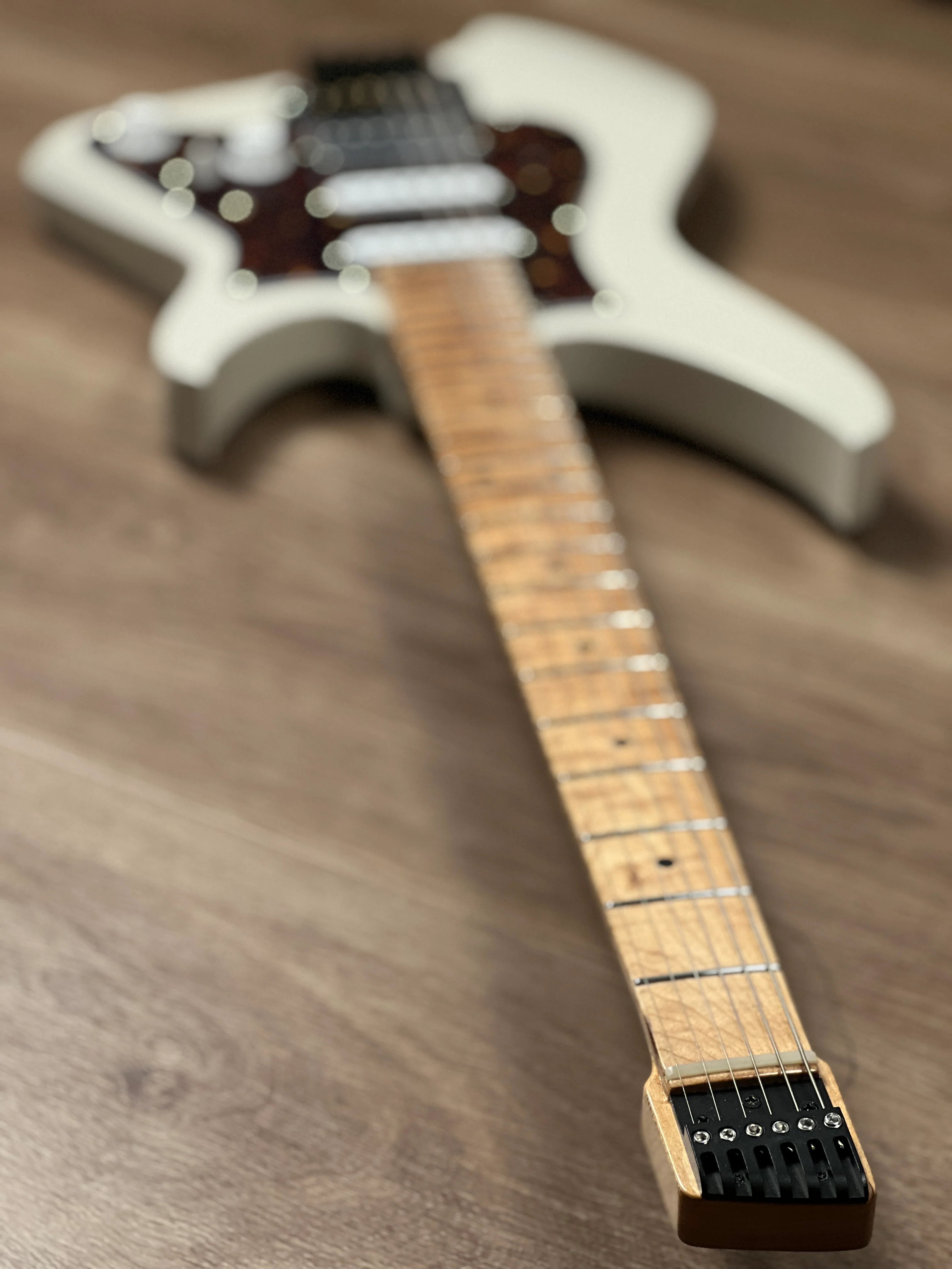 Aguda Musicboy Pro with Premium Glossy Roasted Flame Maple Neck in Olympic White 2 - Image 8