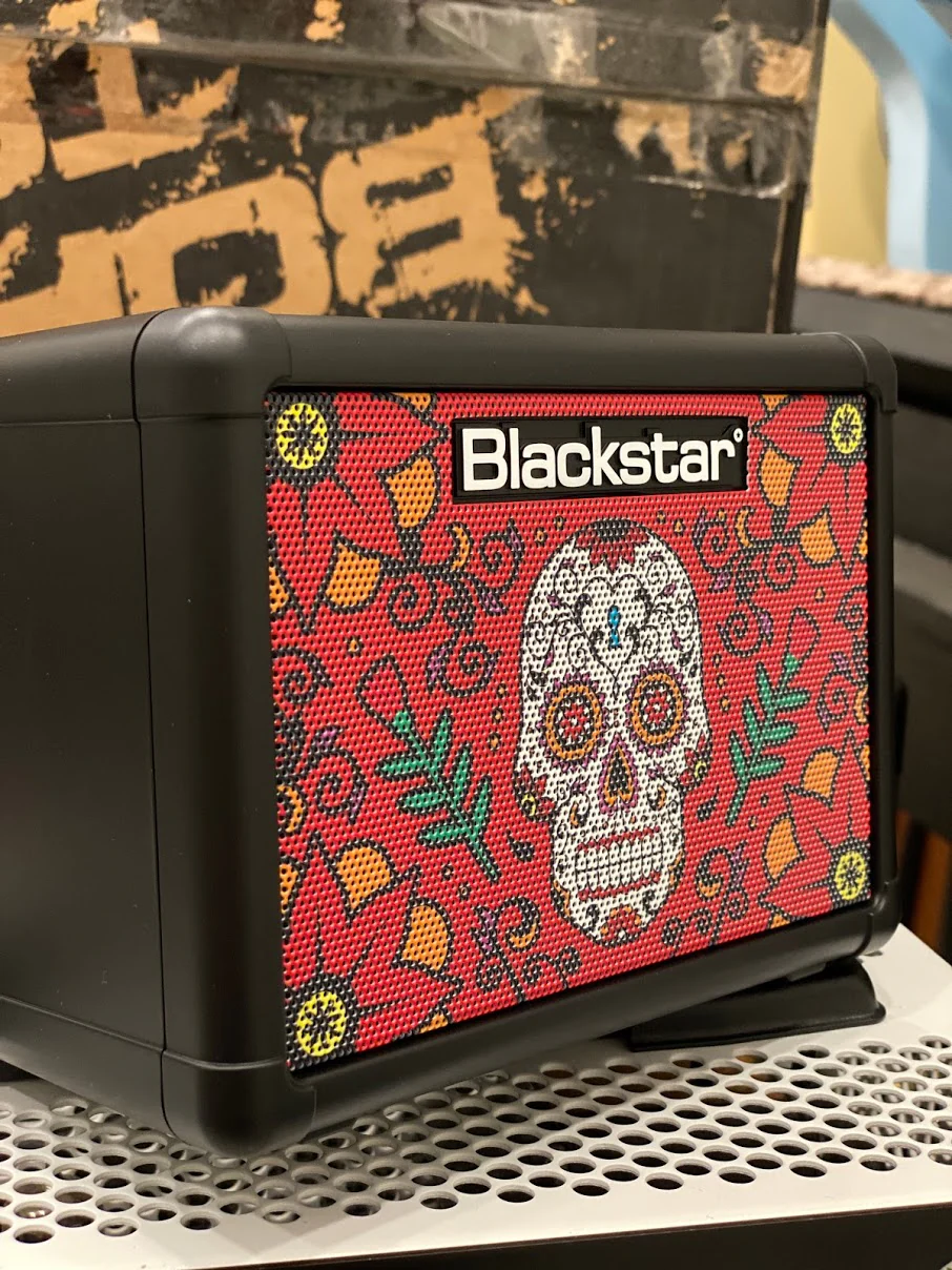 Blackstar Fly 3 Mini Amp Limited Edition Sugar Skull 2