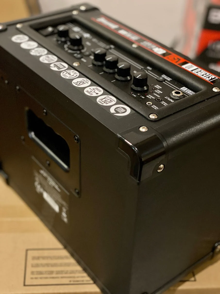 Blackstar ID Core 10 V3 2x3 inch Stereo Combo Amp with Effects - Image 2