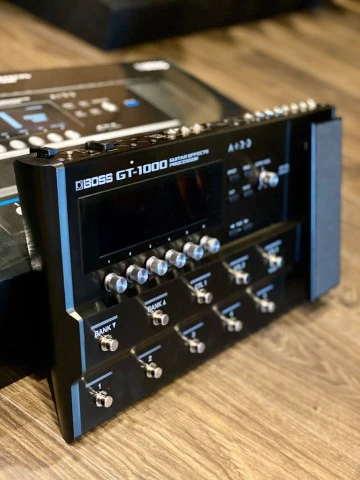 Boss GT-1000 Guitar Multi-effects Pedal - Image 3