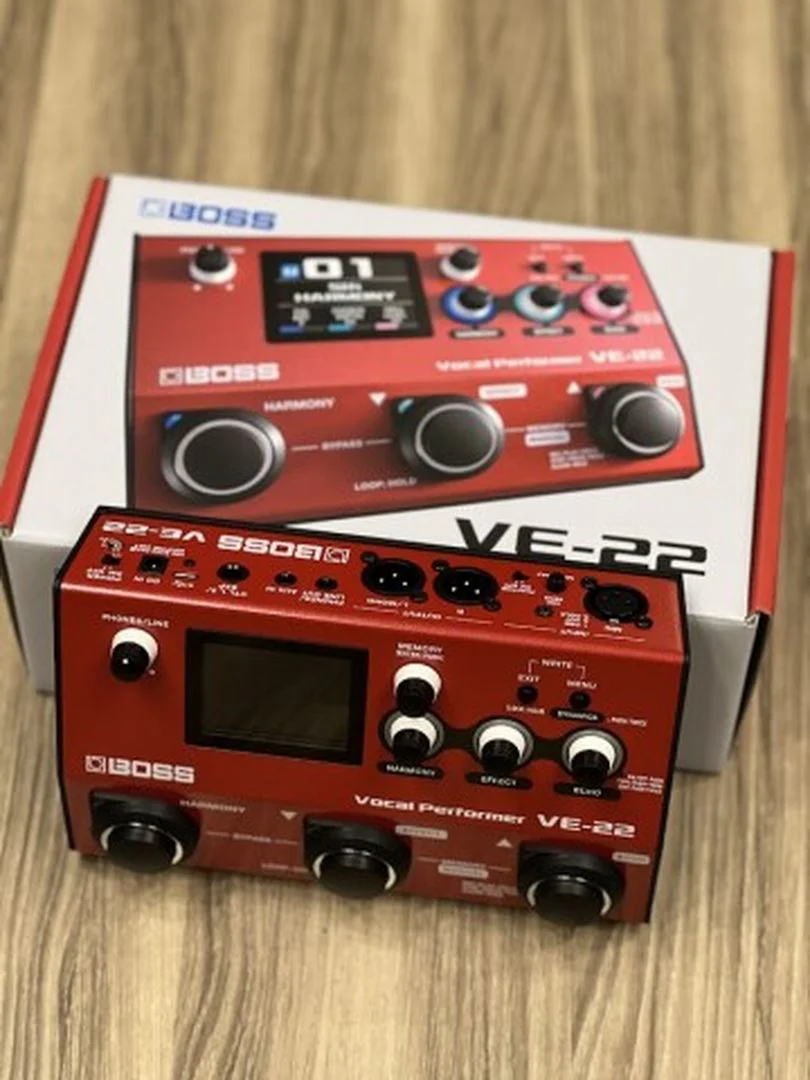 Boss VE-22 Vocal Effects Processor Performer Pedal - Image 2