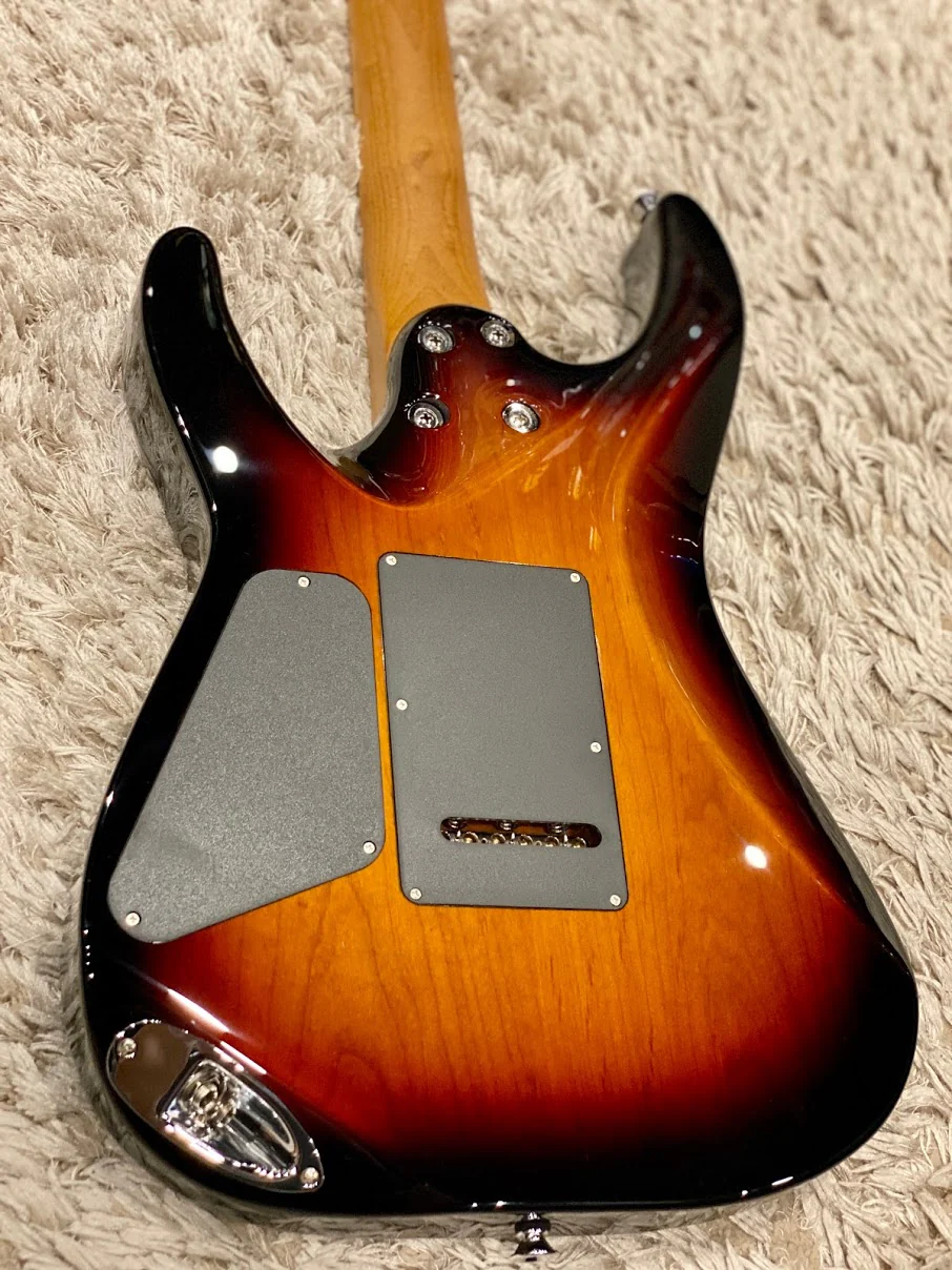 Charvel Pro-Mod DK24 HH in 3 Tone Sunburst - Image 4