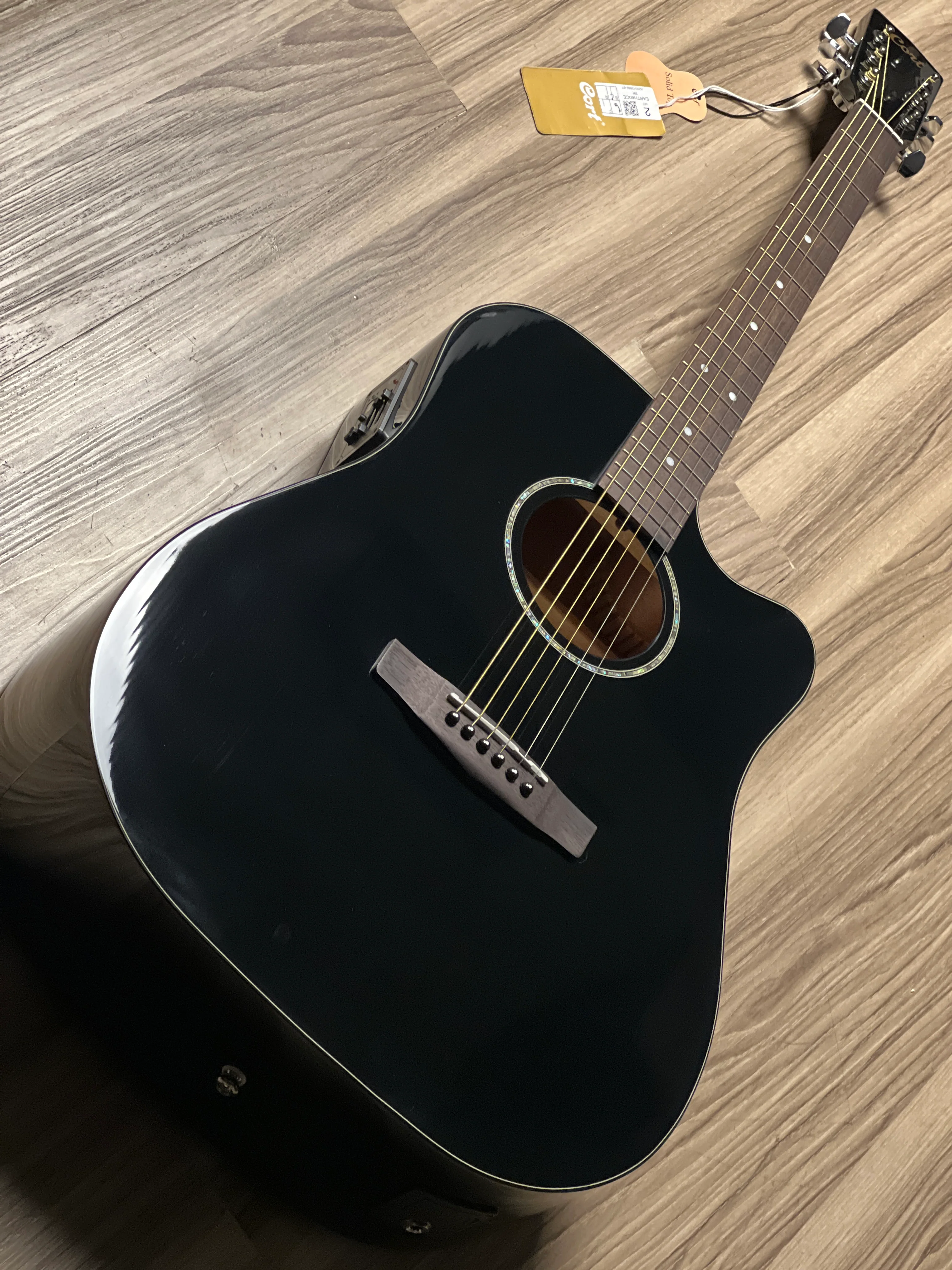 Cort Earth 60CE Acoustic Guitar in Black Gloss - Image 4