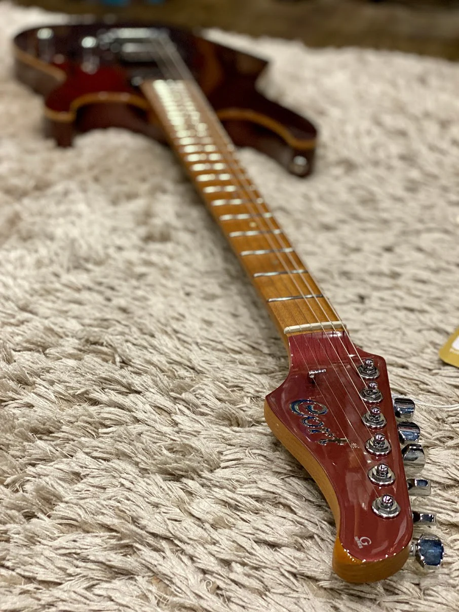 Cort G300 Pro in Vivid Burgundy - Image 3