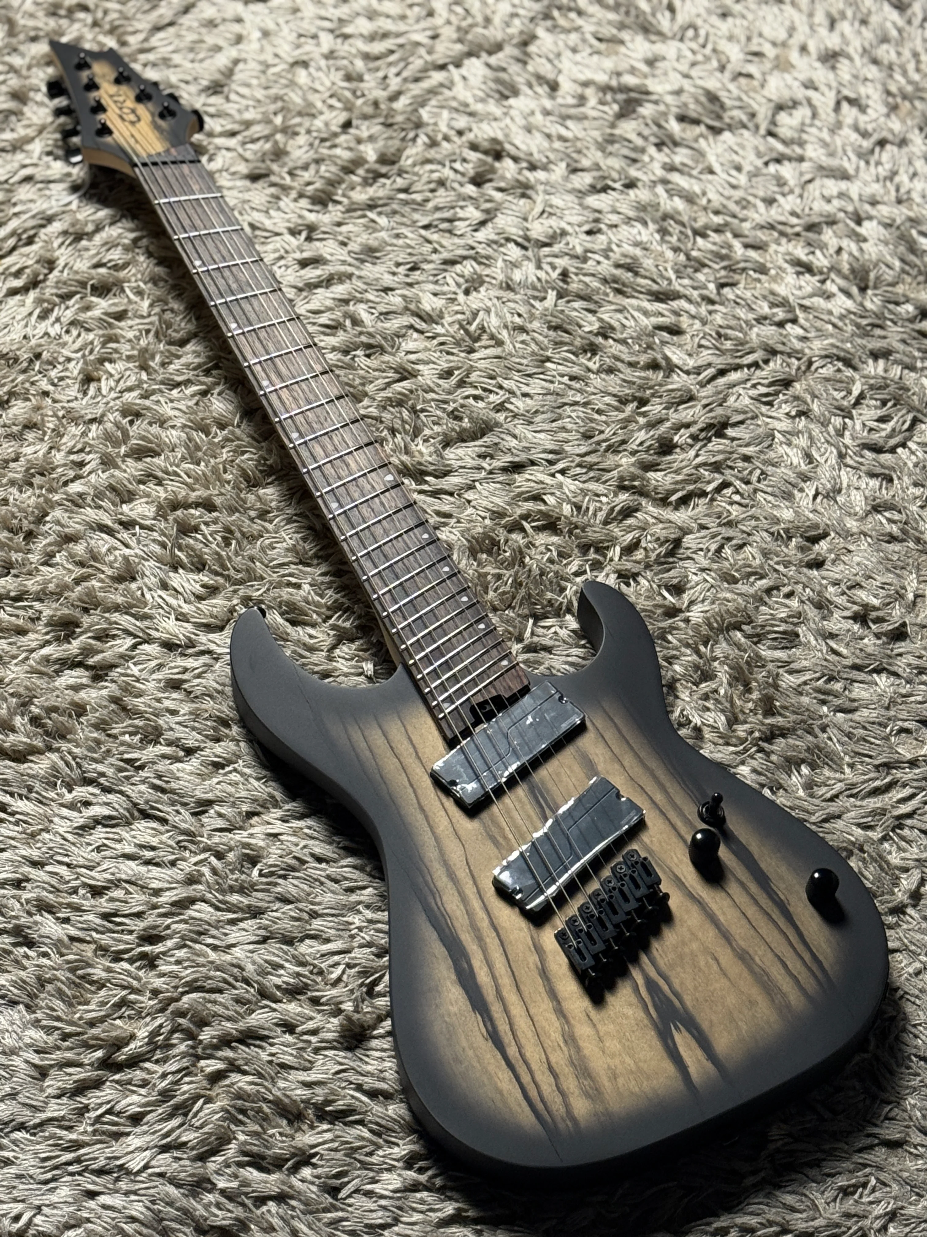 Cort KX507 Pale Moon - NBB in Natural Black Burst - Image 2