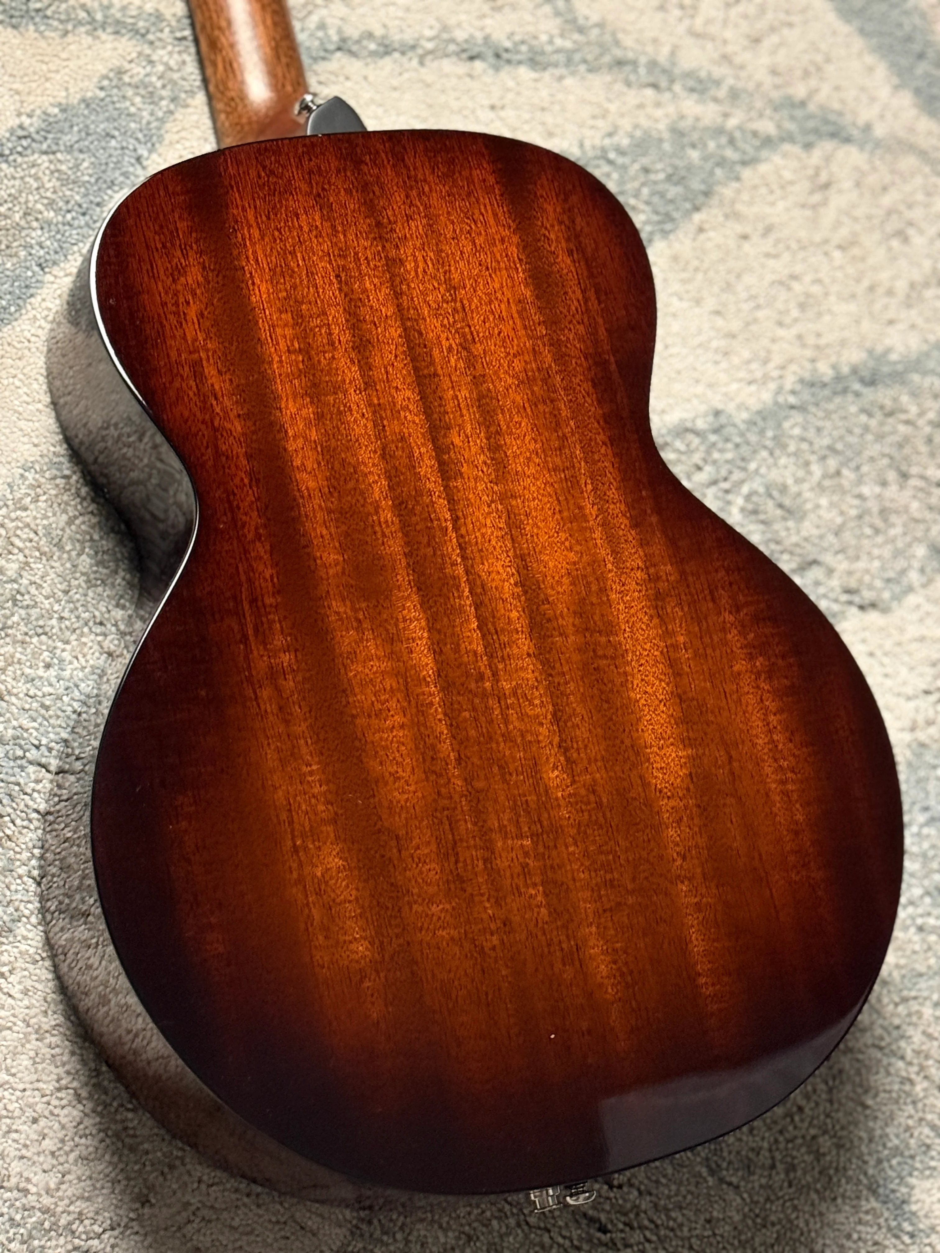 COVENANT 100R-T in Shaded Edgeburst with M2P Preamp - Image 7