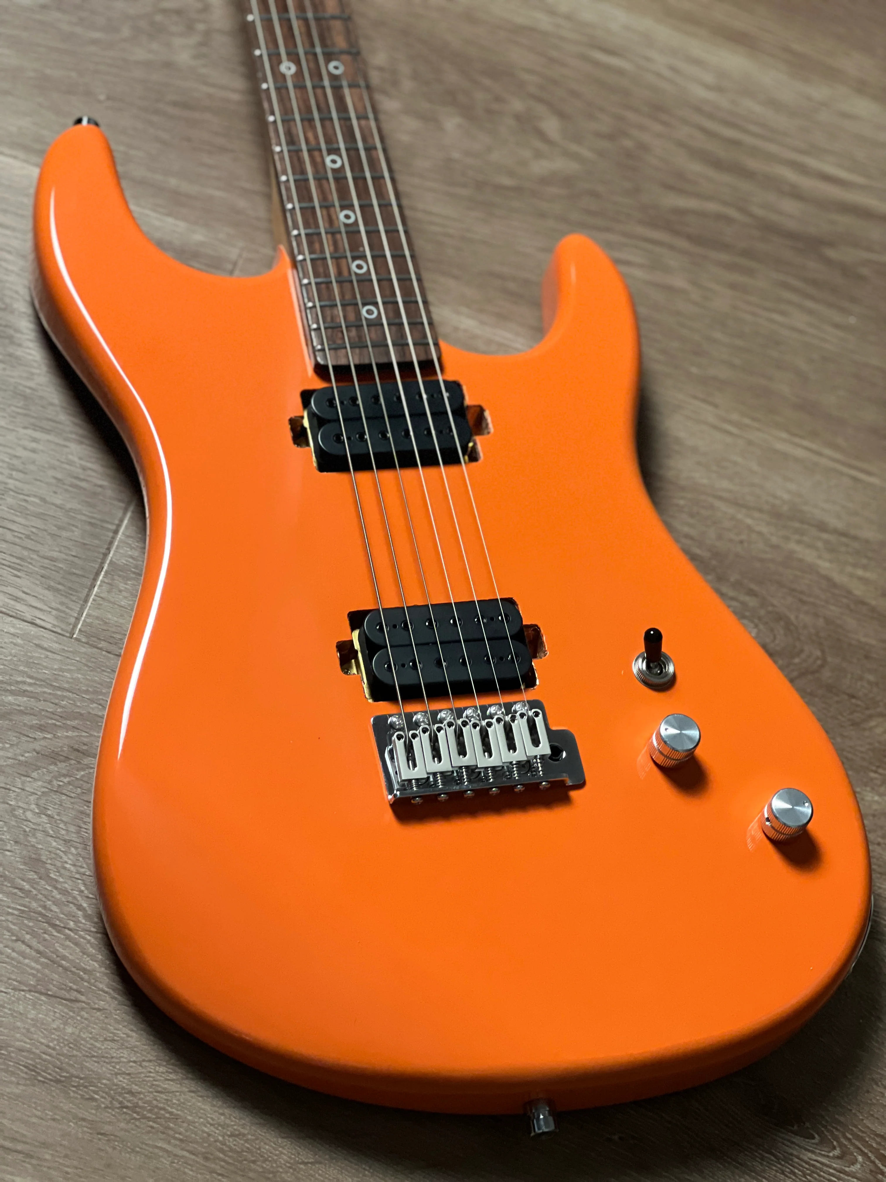 Dhatarattha Basic DST HH in Lava Orange with Rosewood FB - Image 4