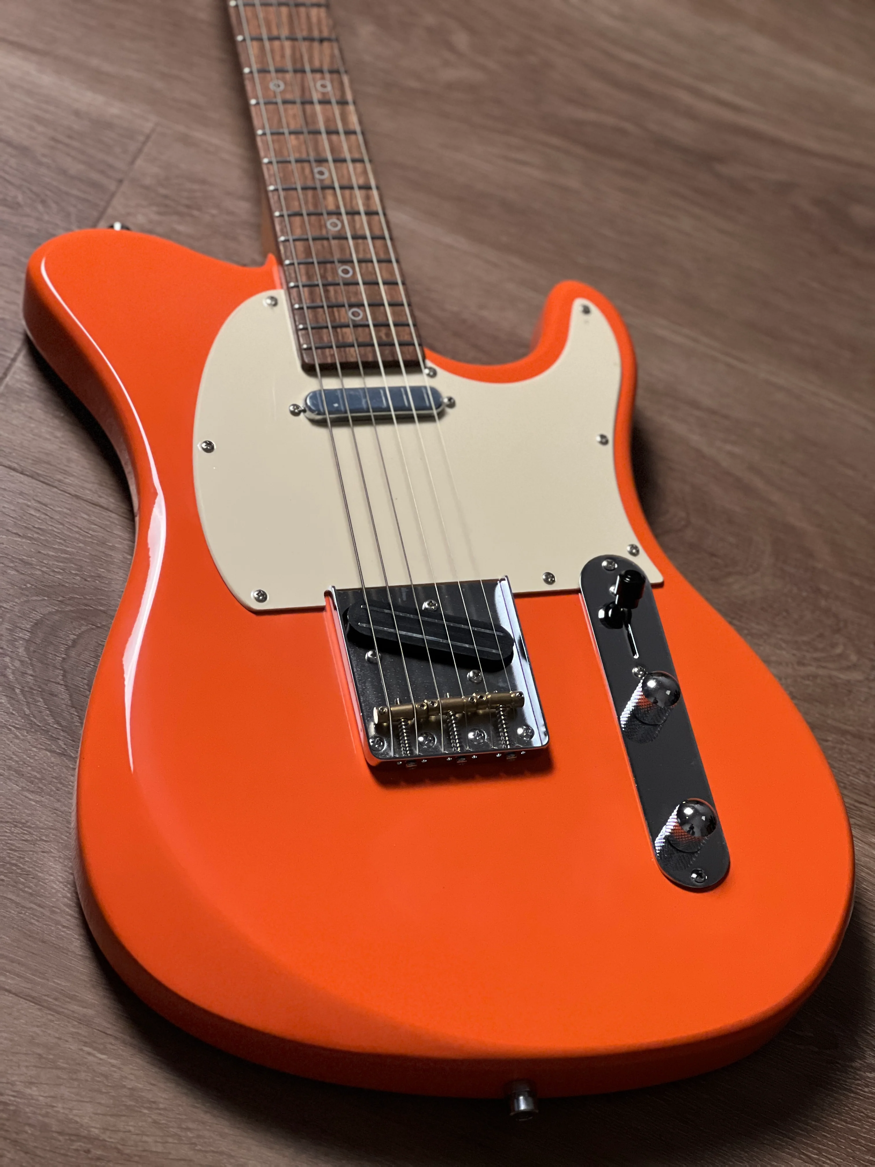 Dhatarattha Basic DTL in Lava Orange with Rosewood FB - Image 4