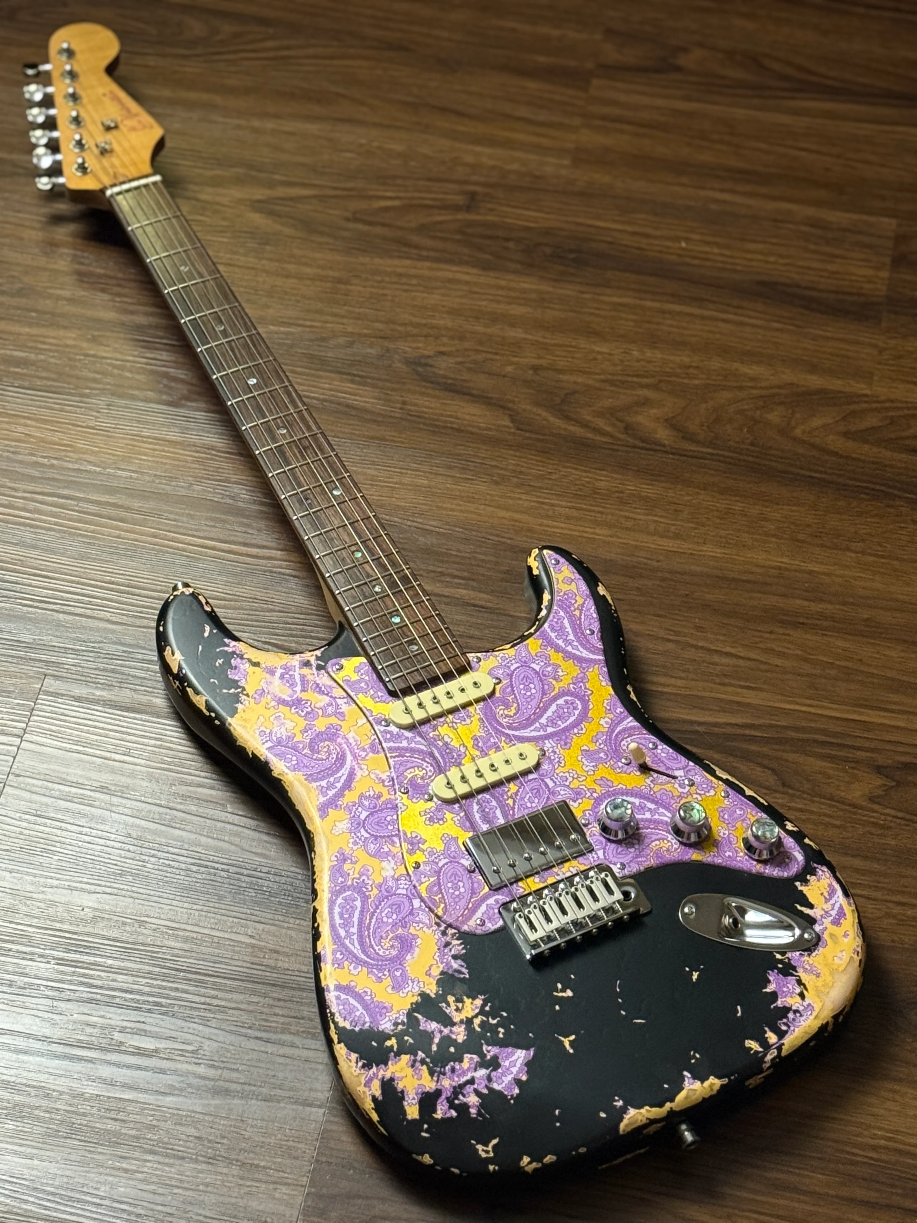 Dhatarattha Classic DST HSS in Black over Purple Paisley with Rosewood FB and Nitrocellulose Lacquer Relic - Image 2