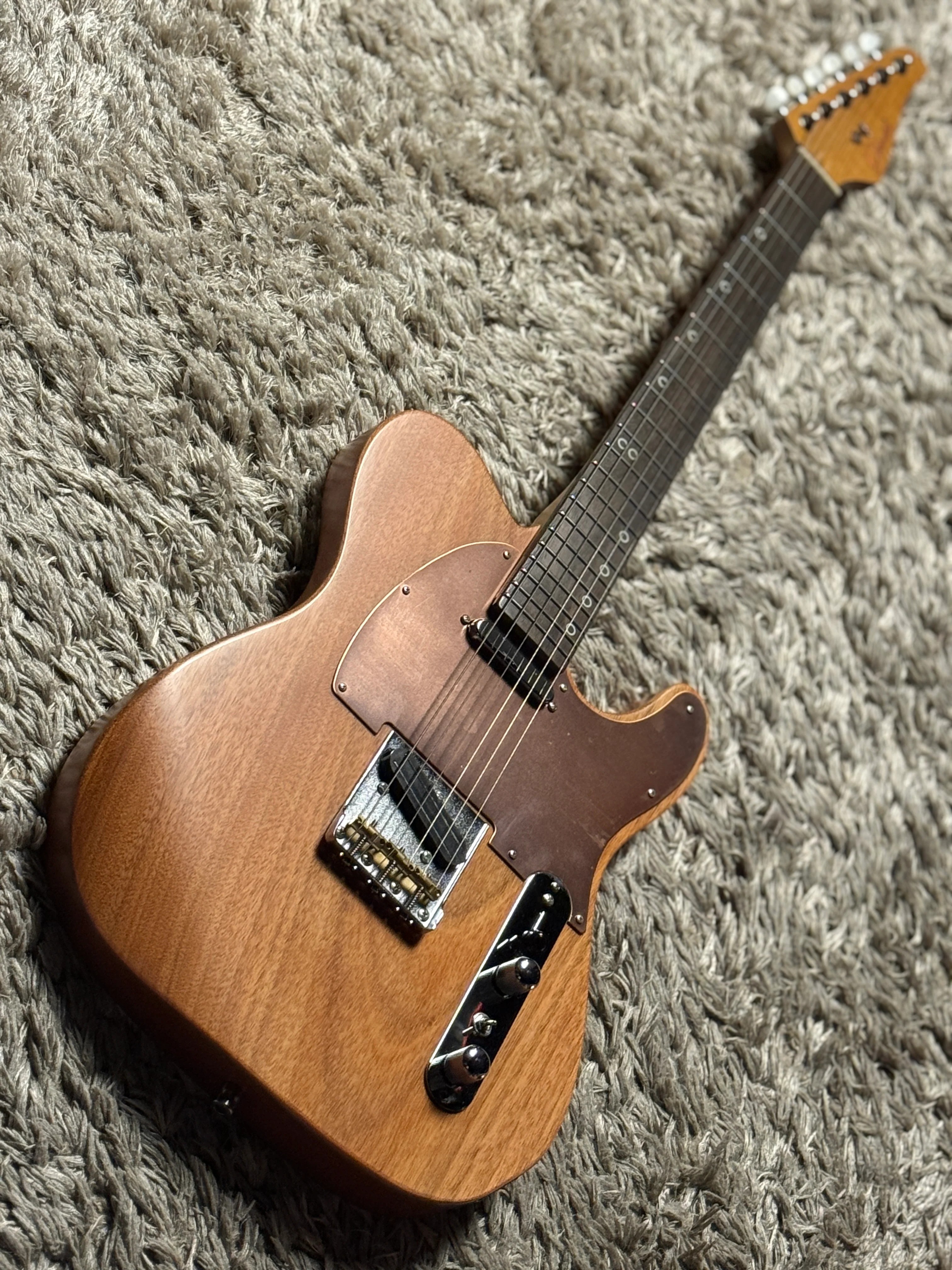 Dhatarattha Classic DTL in Natural Mahogany with Rosewood FB - Image 3