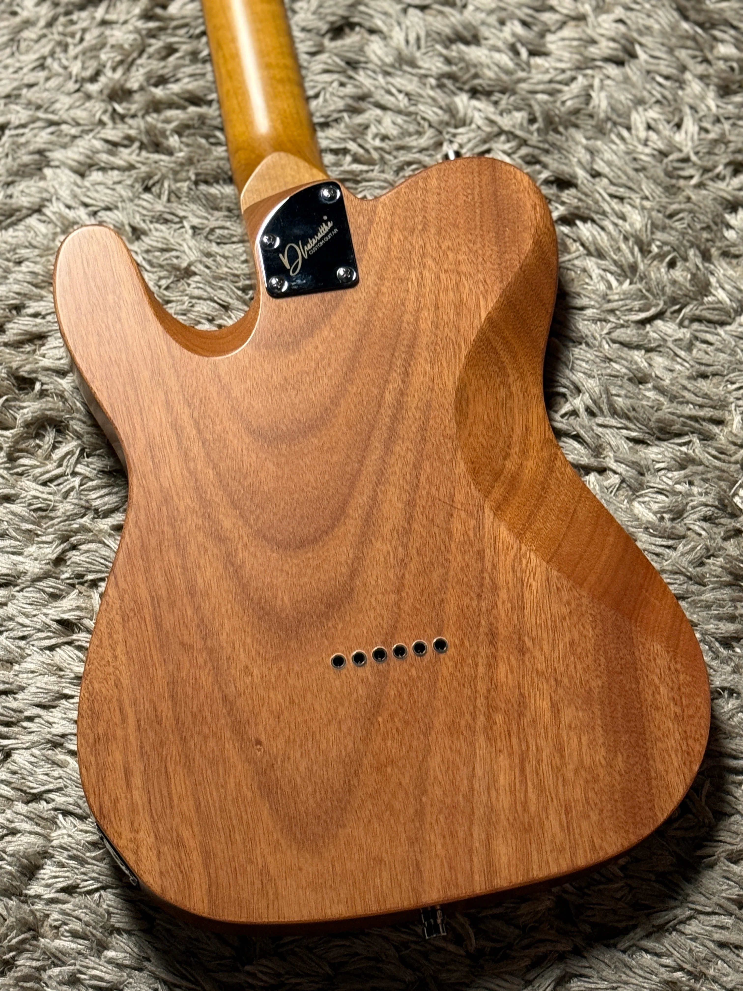 Dhatarattha Classic DTL in Natural Mahogany with Rosewood FB - Image 7