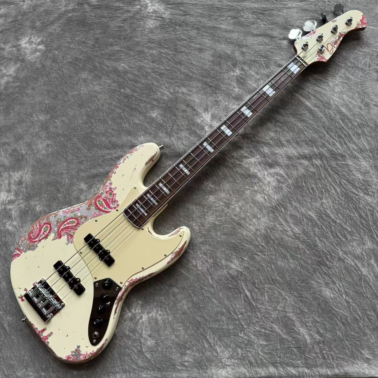 Dhatarattha Custom DEB 4 String Bass in Olympic White over Pink Paisley with RW FB with Nitrocellulose Lacquer Relic - Image 9