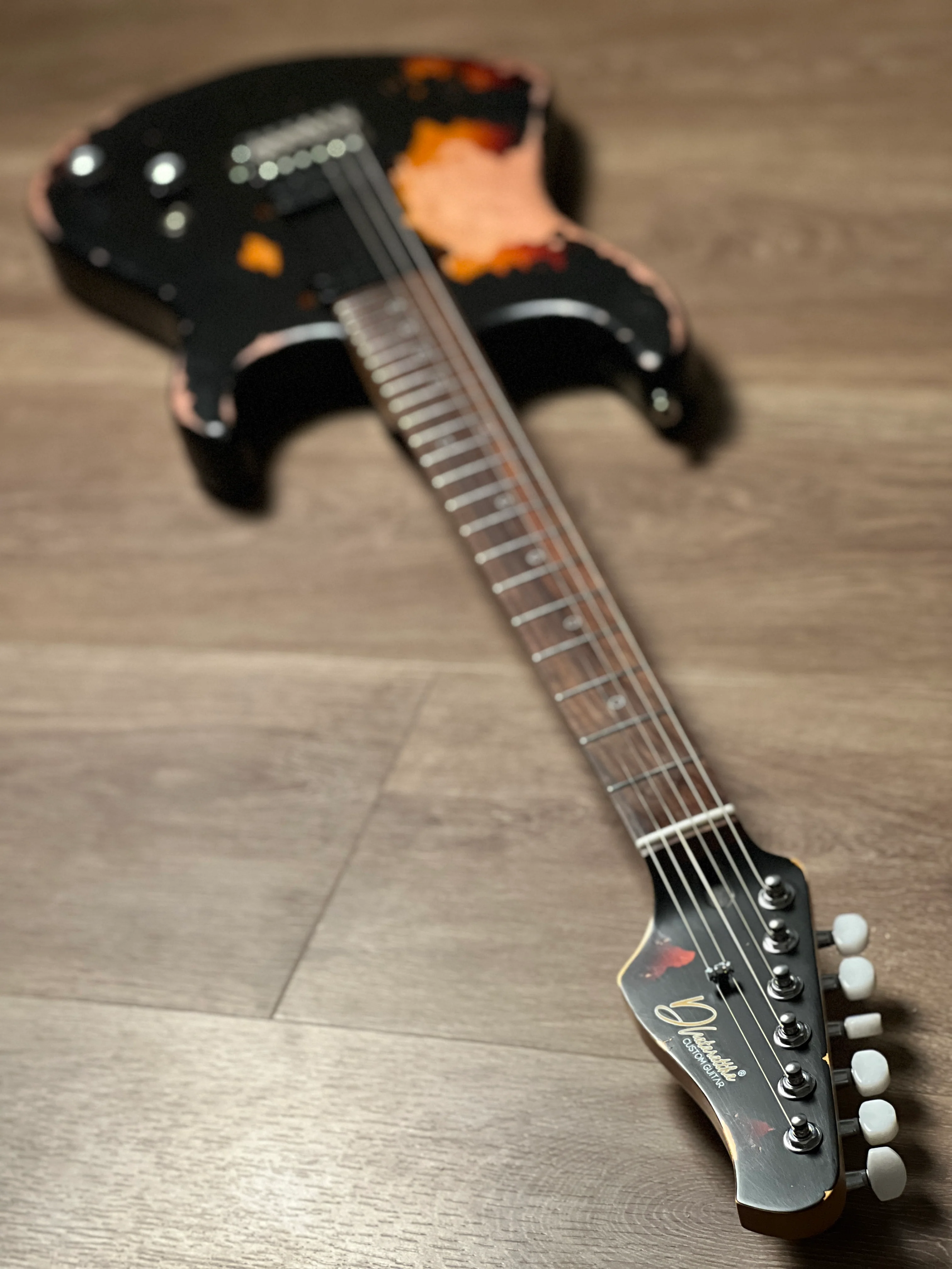 Dhatarattha Performance DST HH in Black Over Sunburst with RW FB and Nitrocellulose Lacquer Relic - Image 6