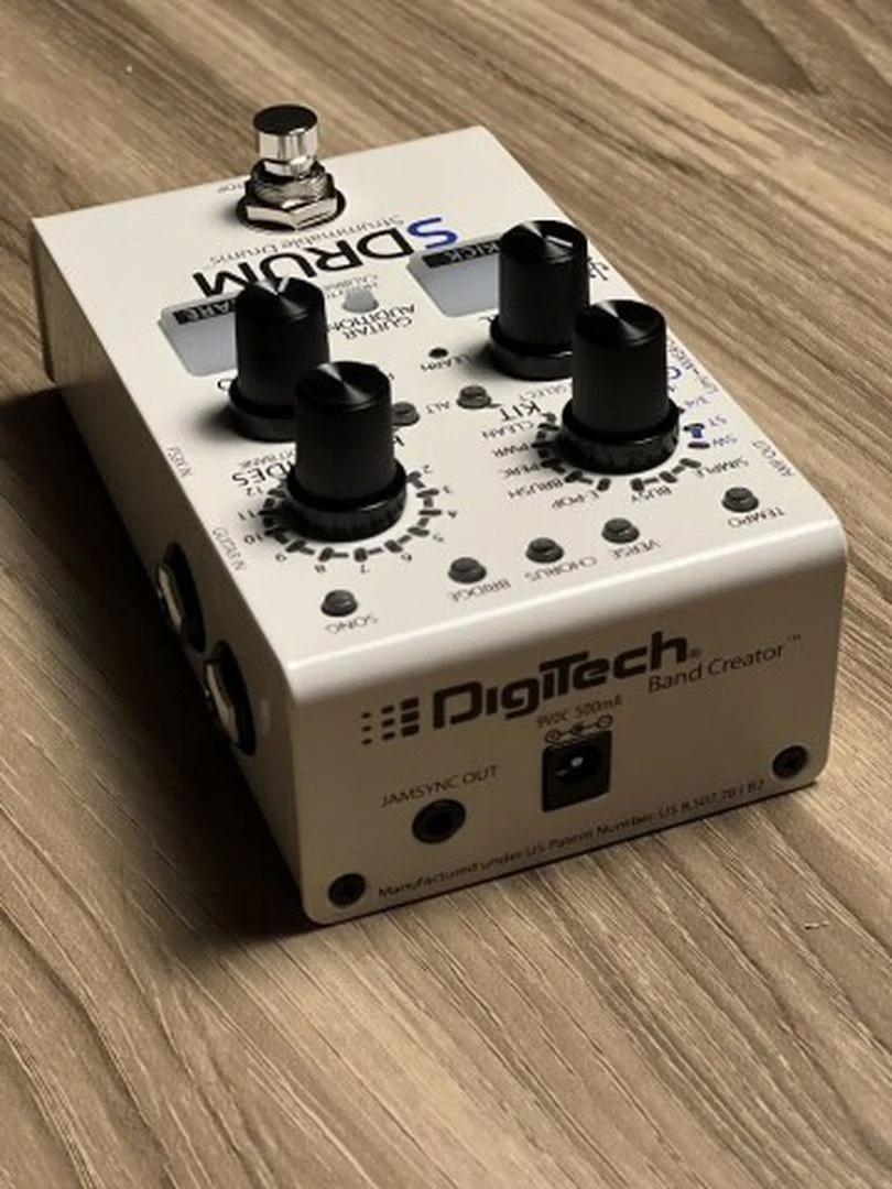 Digitech SDrum-V-04 Strummable Drums - Image 4