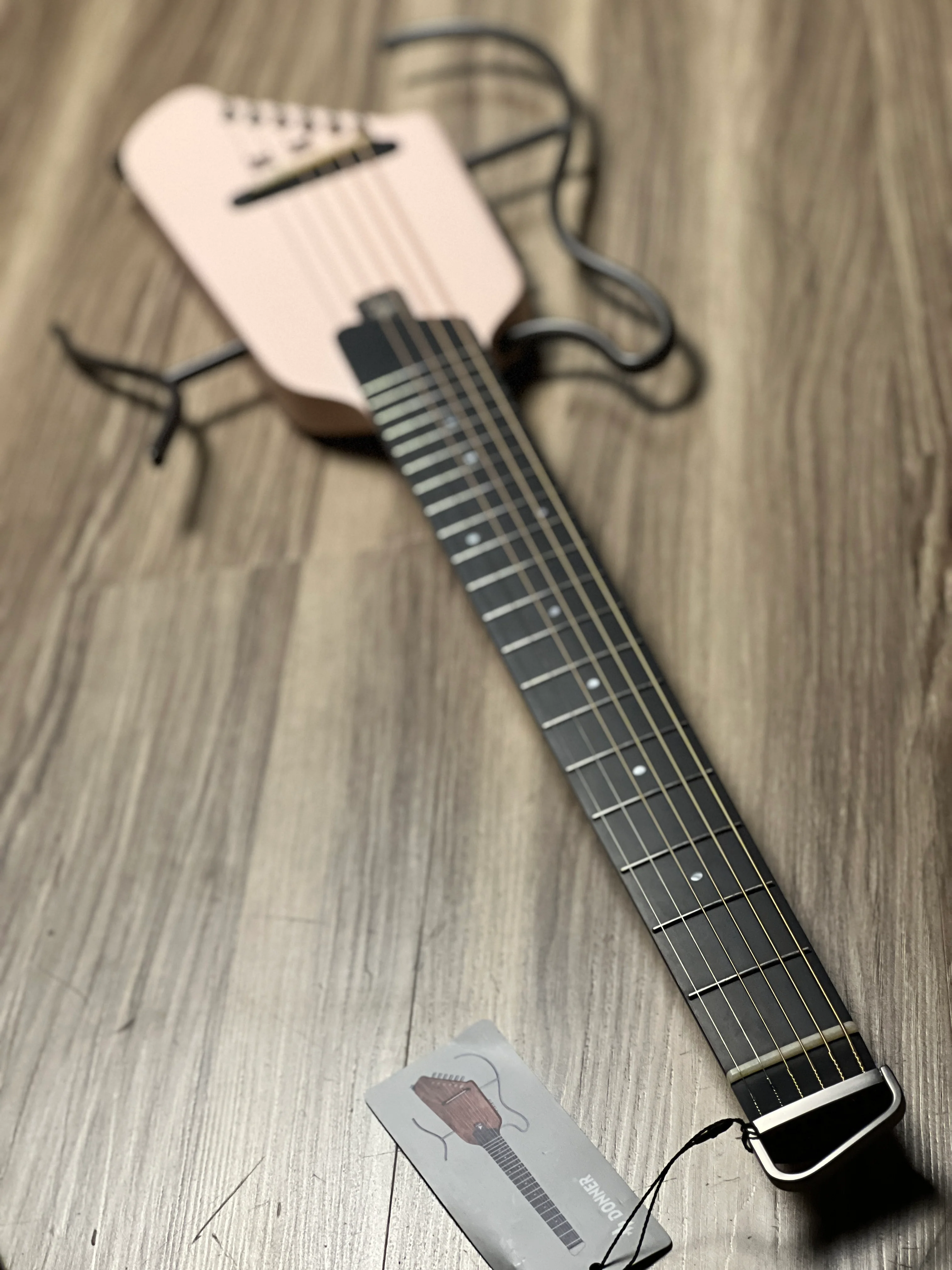 Donner HUSH-I Silent Guitar In Pink w/Bag - Image 8