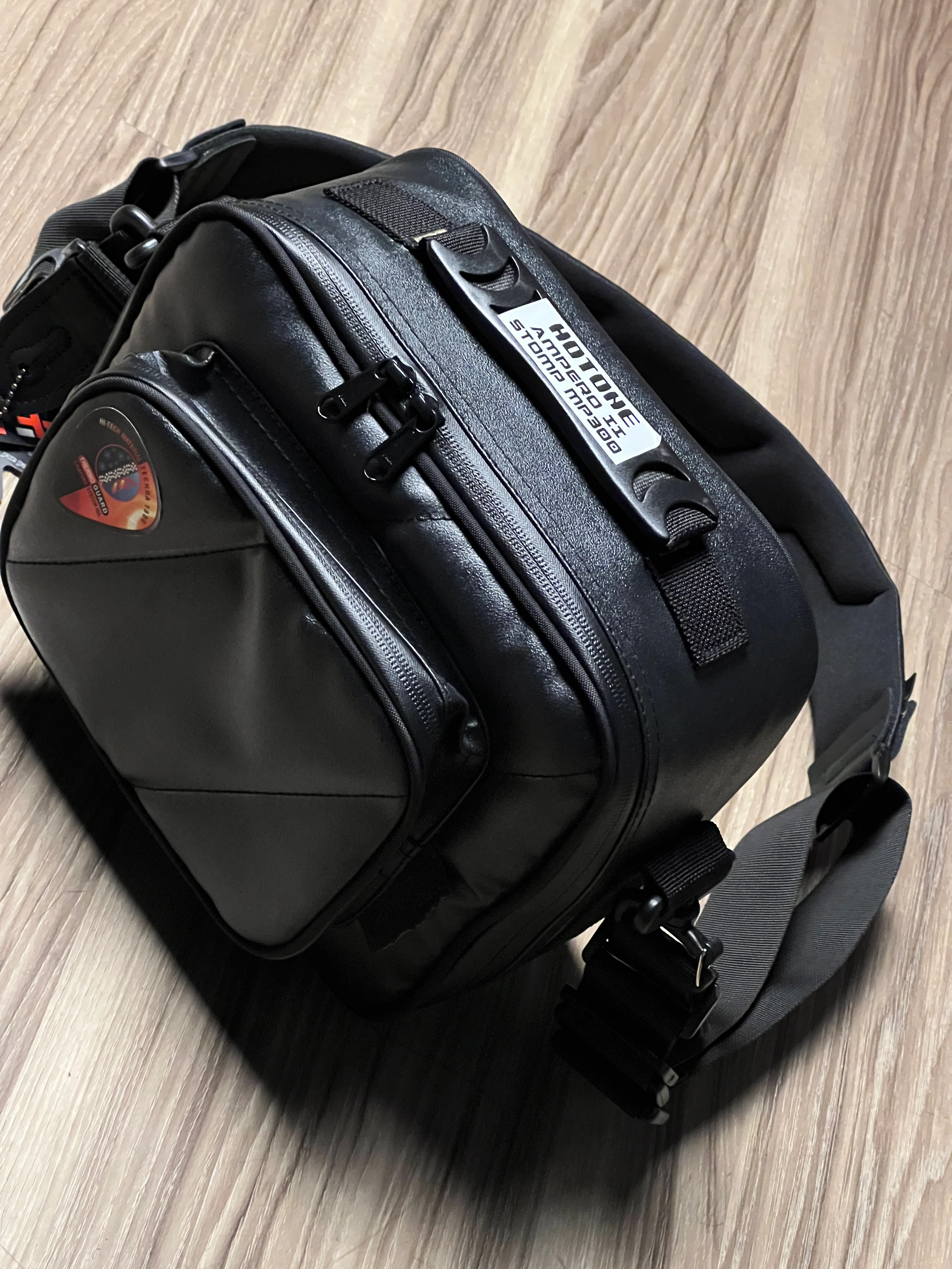 Enormous Premium Water Resistant Effect Bag with Emergency Strap for Hotone Ampero II Stomp MP300