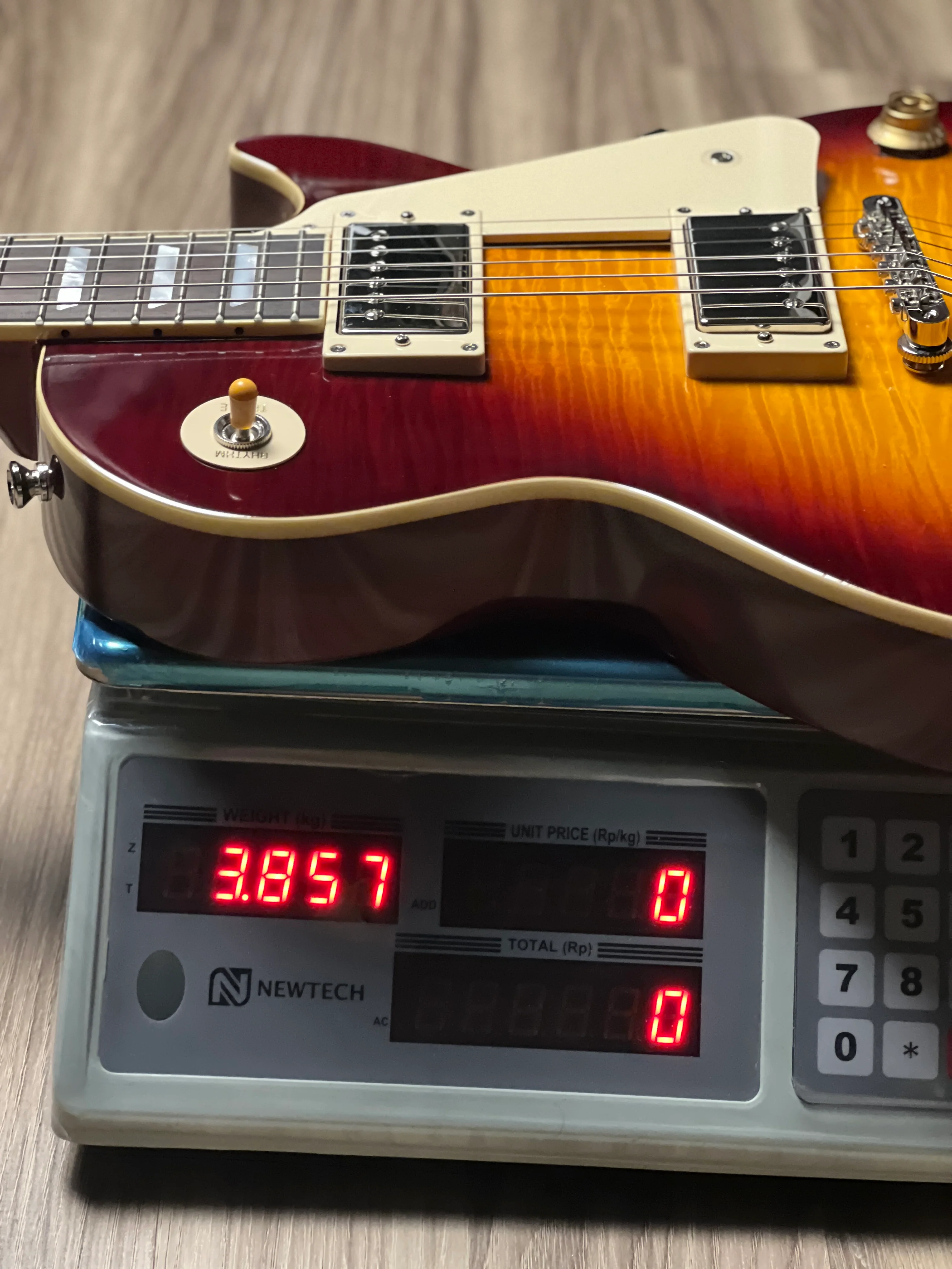 Epiphone 1959 Les Paul Standard Reissue in Deep Cherry Sunburst w/Case 24121524722 - Image 11