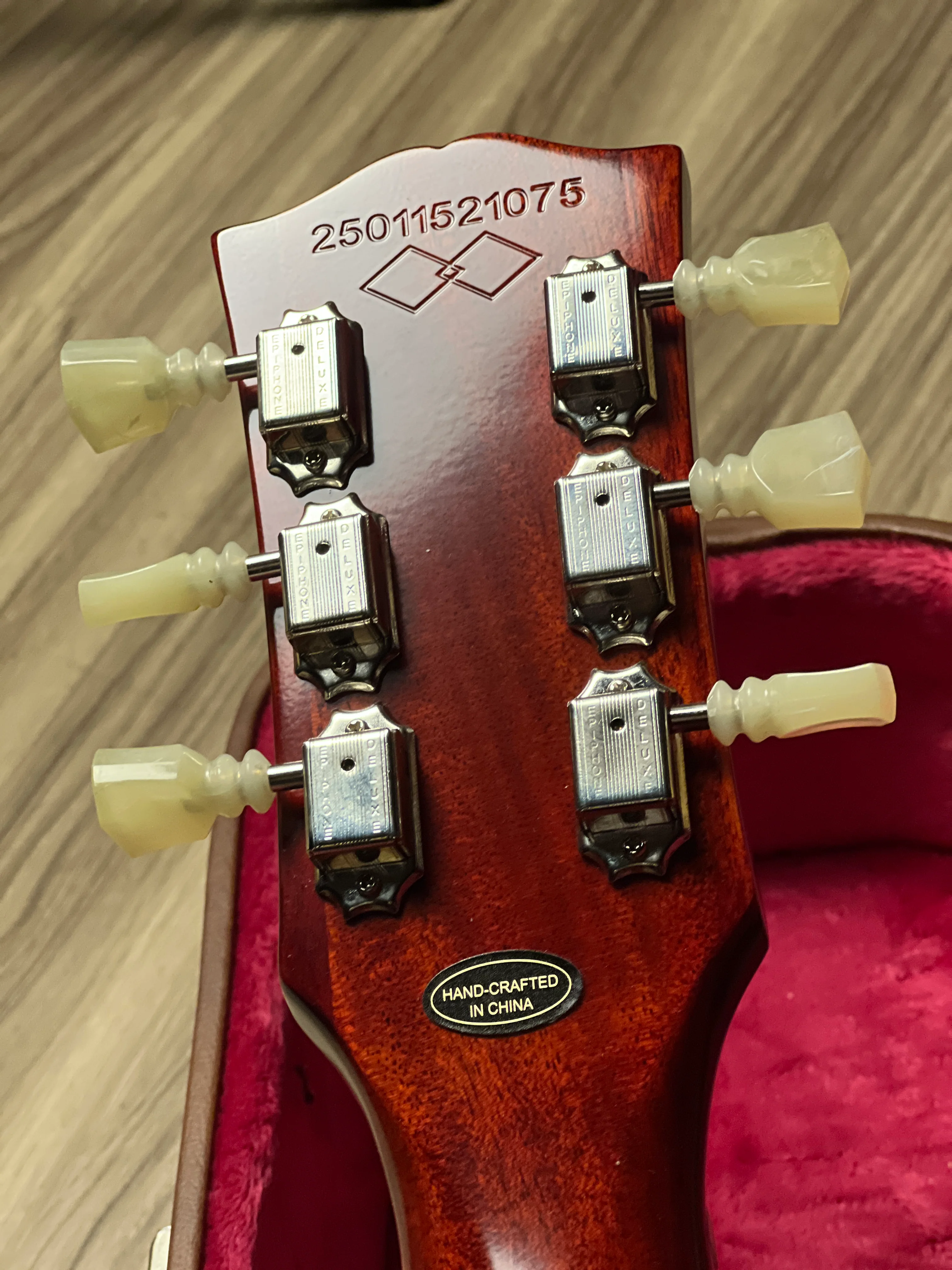 Epiphone 1960 Les Paul Standard Reissue in Ice Tea Burst w/Case 25011521075 - Image 6
