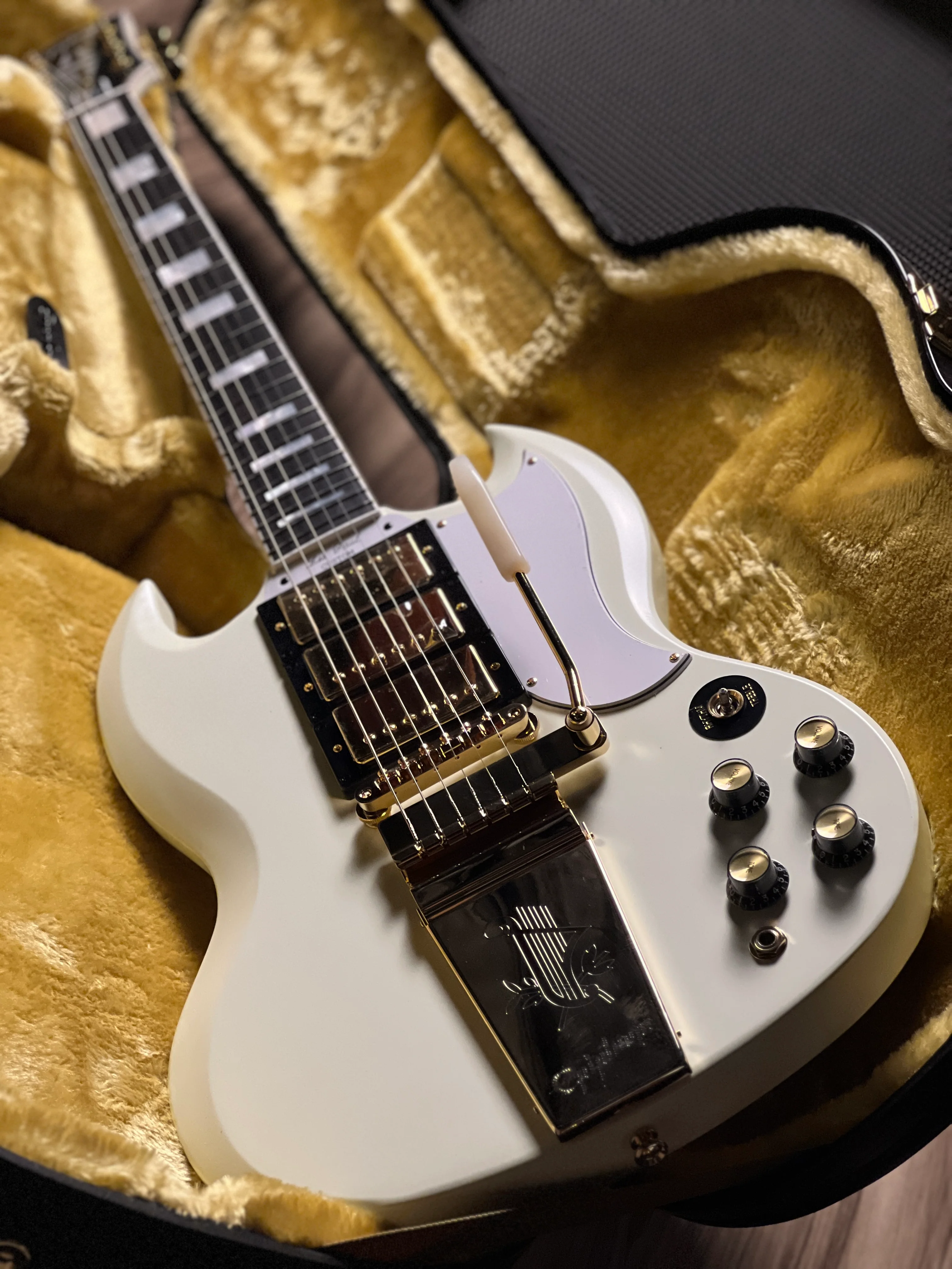 Epiphone 1963 SG Custom in Classic White VOS - Image 4