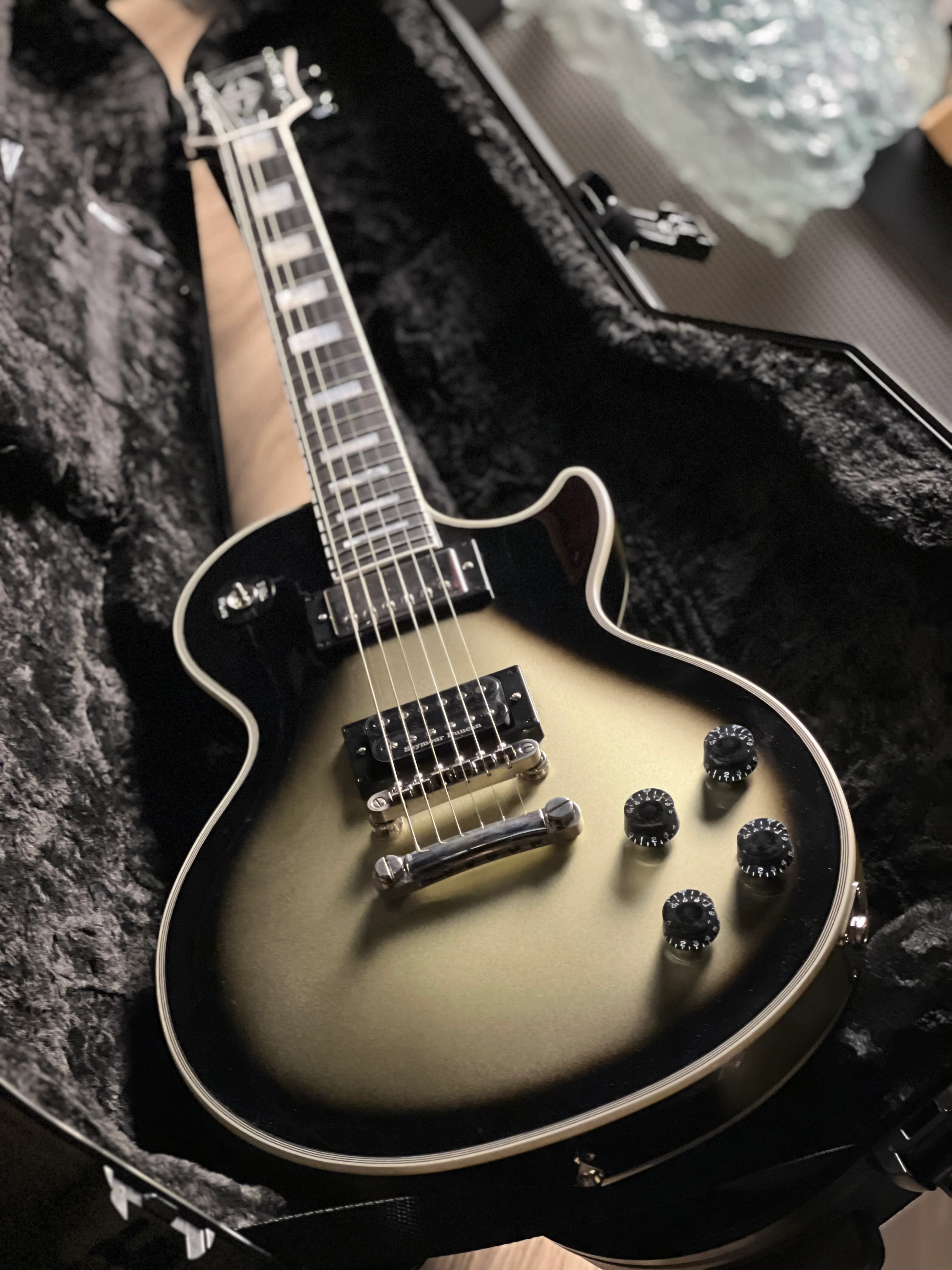 Epiphone Adam Jones 1979 Les Paul Custom in Antique Silverburst - Image 5