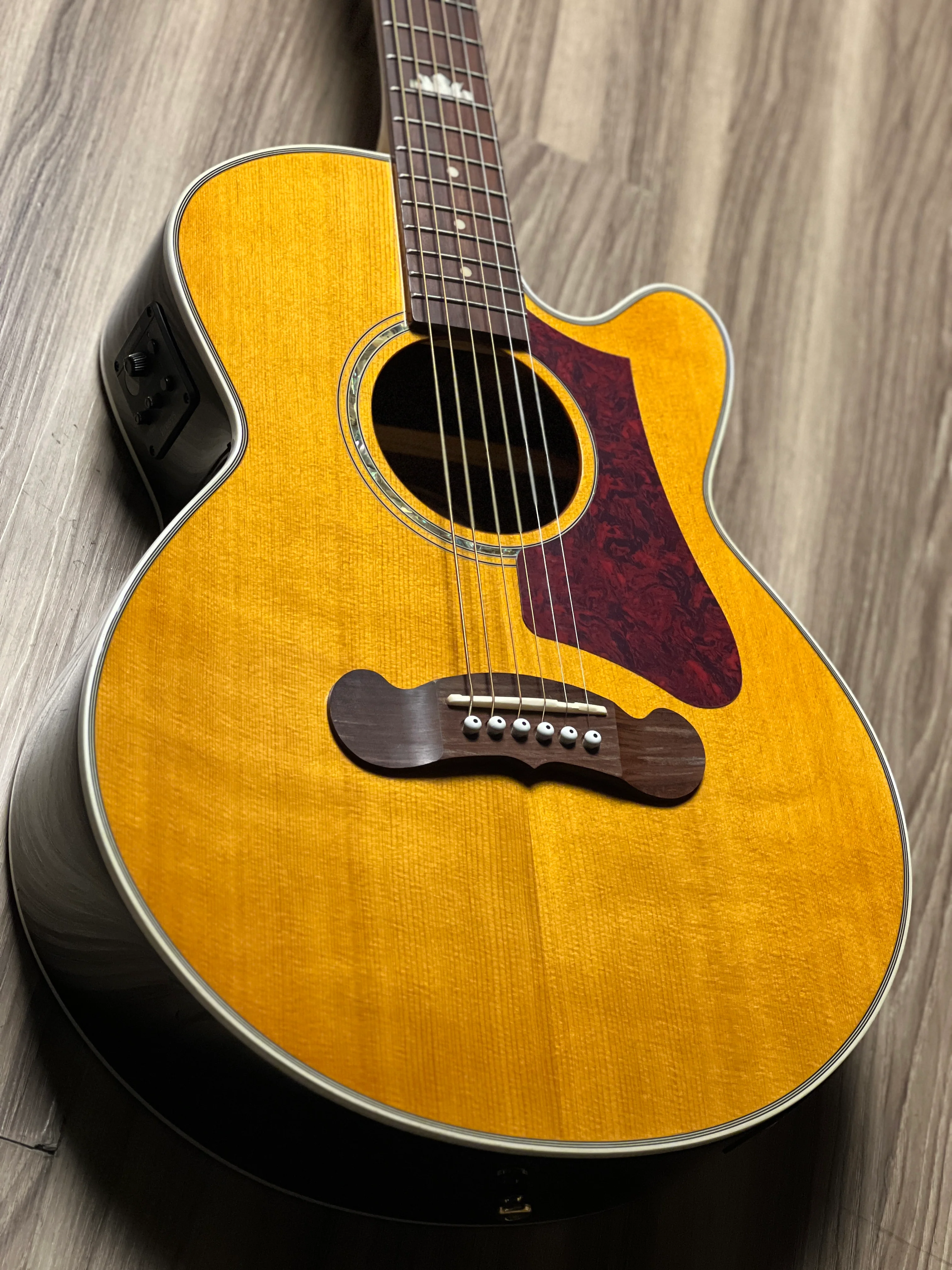 Epiphone J-200 EC Studio Parlor Solid Top Fishman Presys-II  in Vintage Natural - Image 4