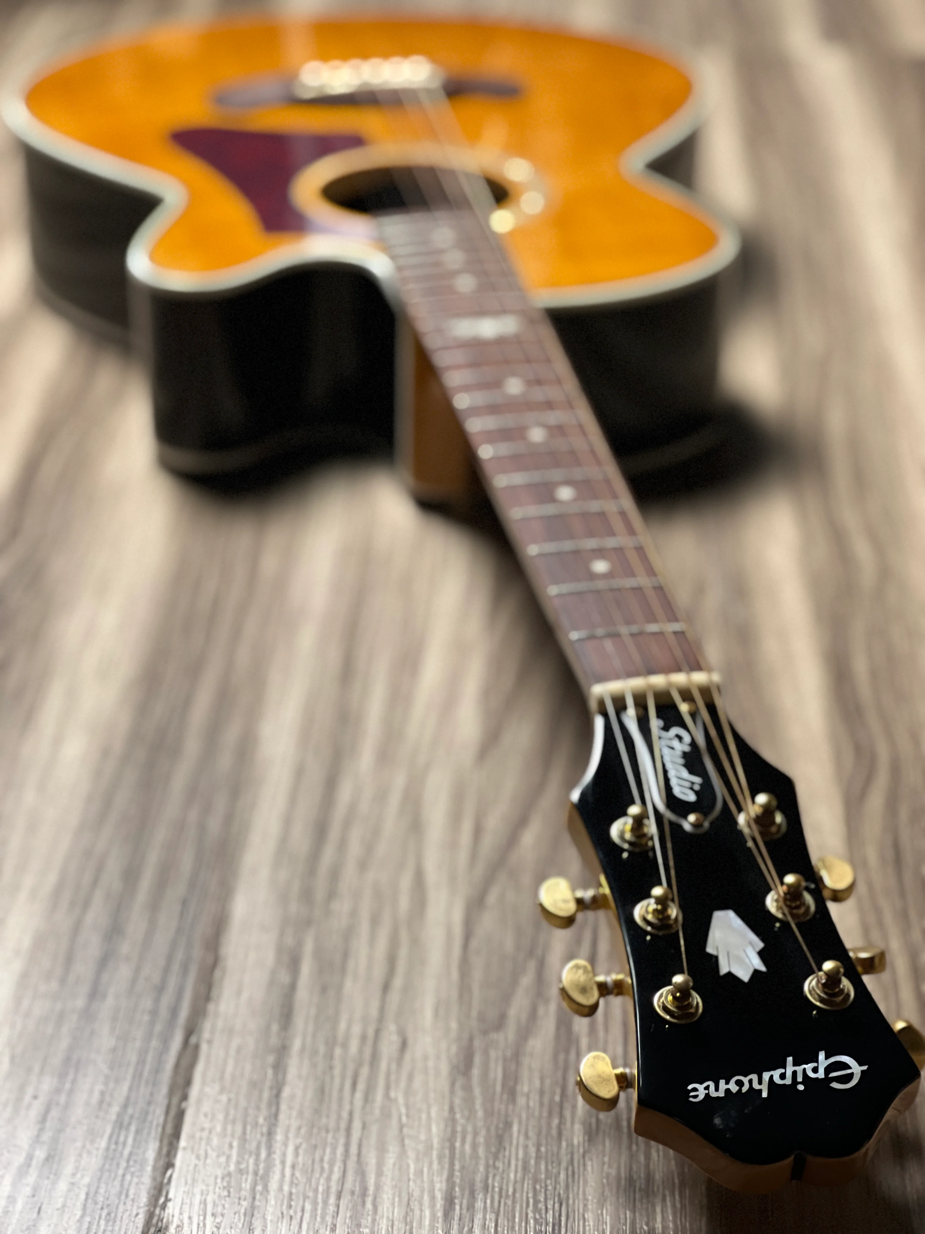 Epiphone J-200 EC Studio Parlor Solid Top Fishman Presys-II  in Vintage Natural - Image 8