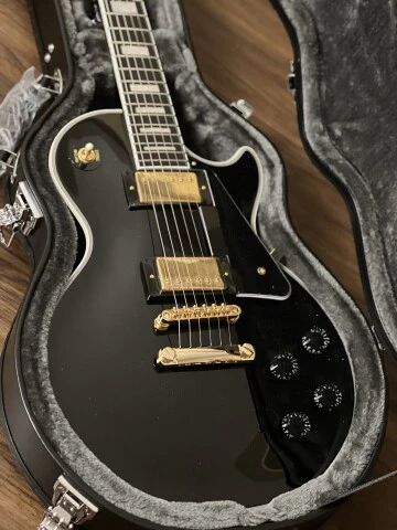 Epiphone Les Paul Custom Outfit Inspired by Gibson in Ebony with Case - Image 4