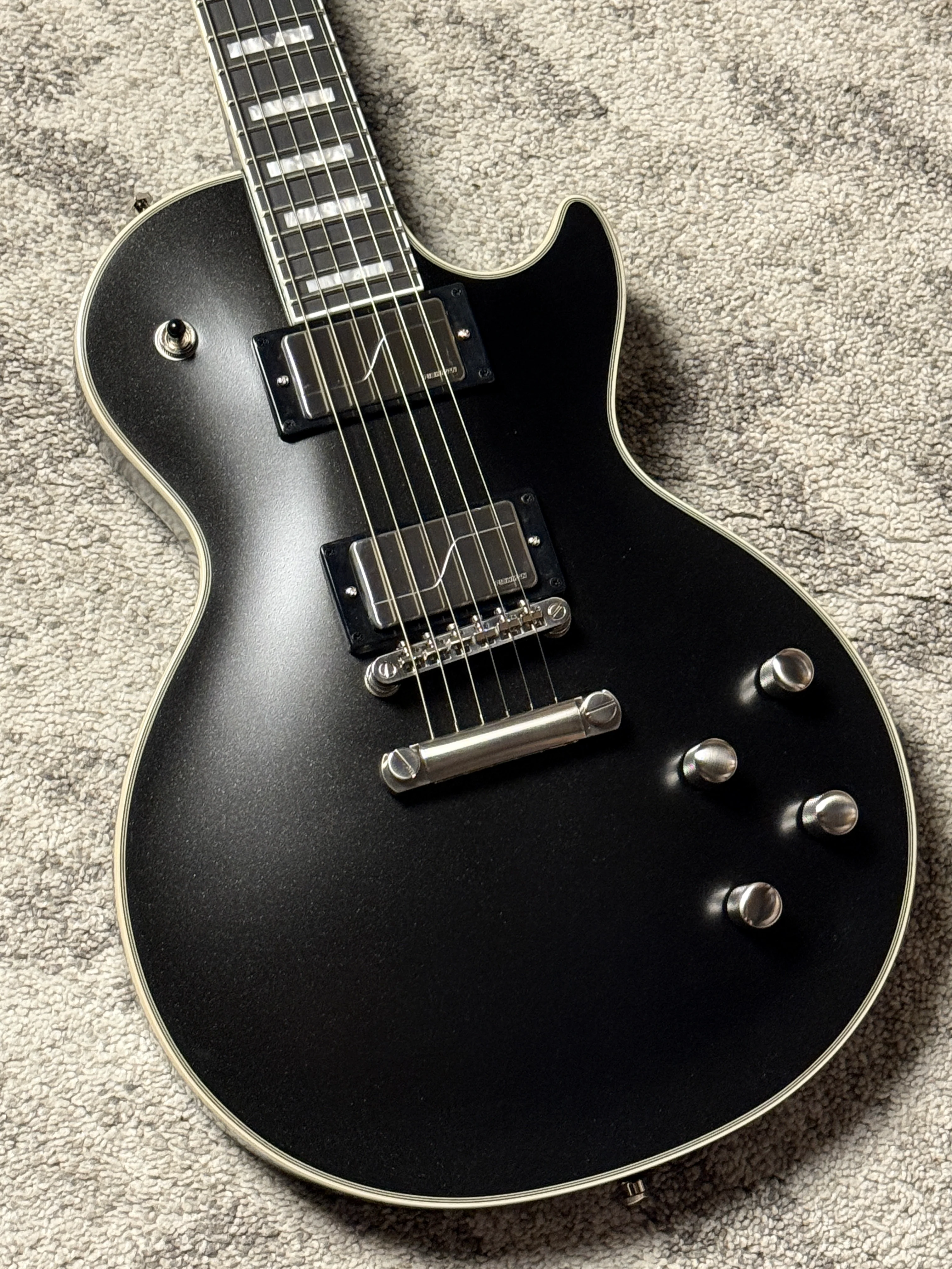 Epiphone Les Paul Prophecy in Aged Jet Black Metallic - Image 3