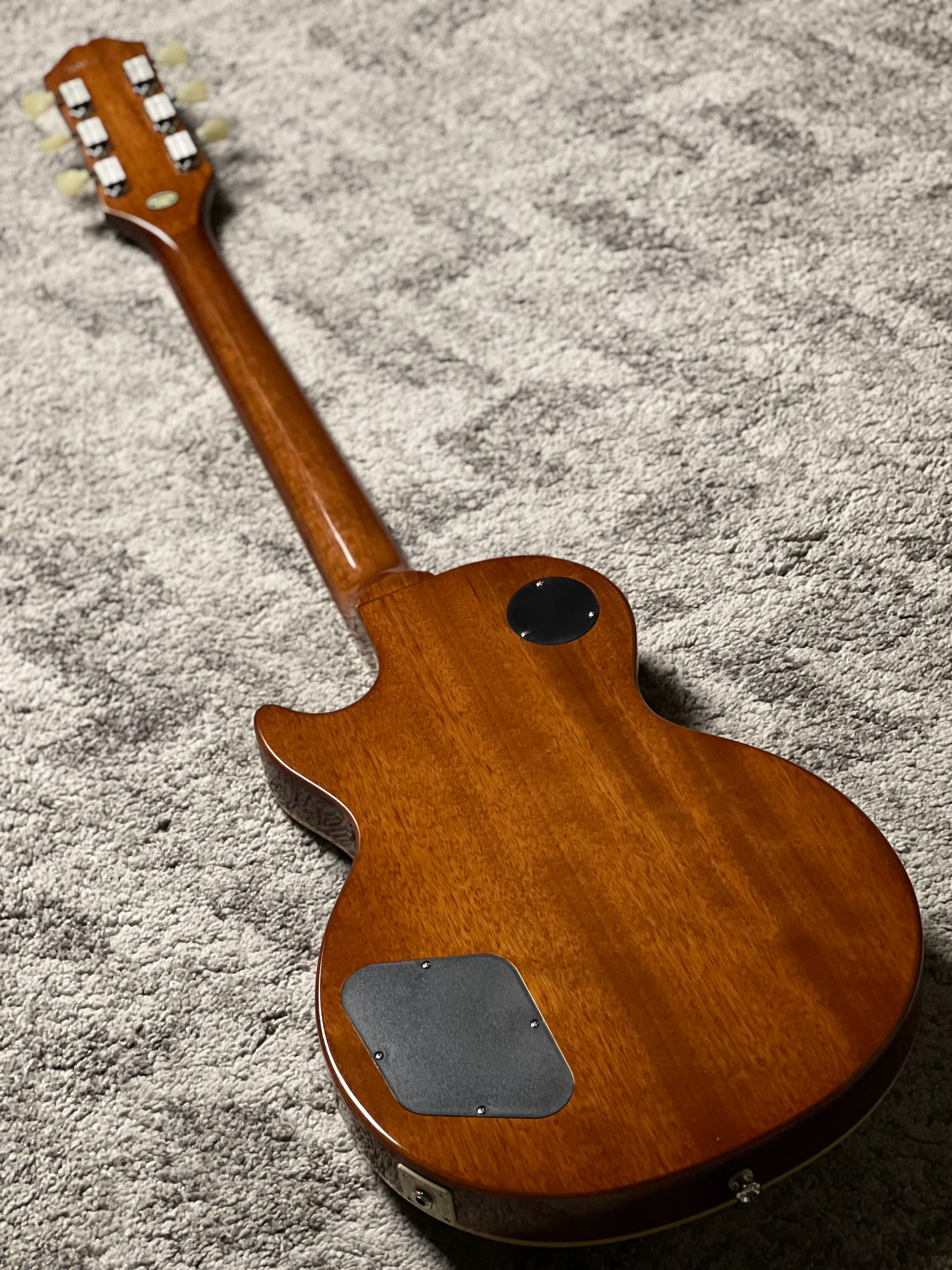 Epiphone Les Paul Standard '50s Electric Guitar in Goldtop - Image 4