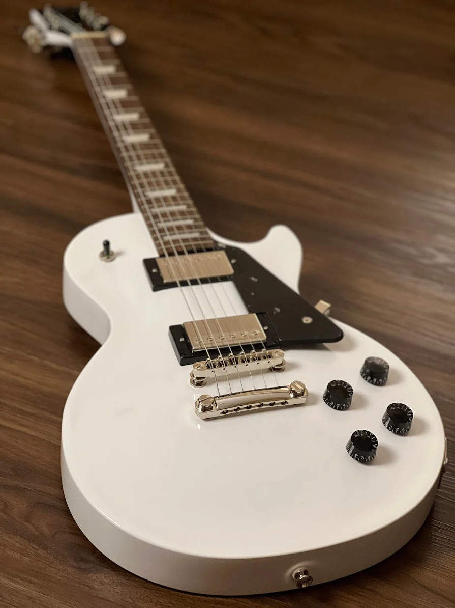 Epiphone Les Paul Studio - Alpine White - Image 3