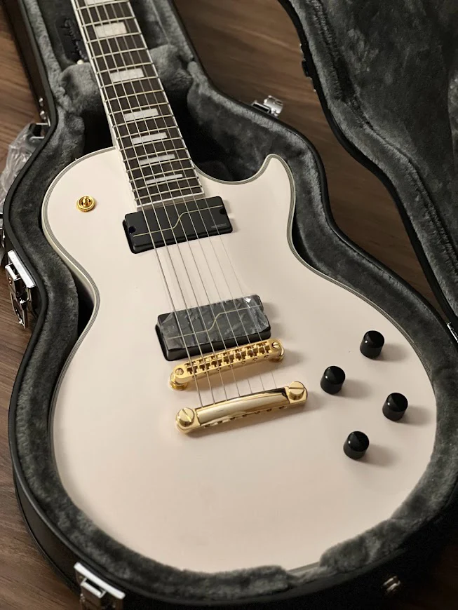 Epiphone Matt Heafy Les Paul Custom Origins 7-String in Bone White (Incl. Hard Case) - Image 2
