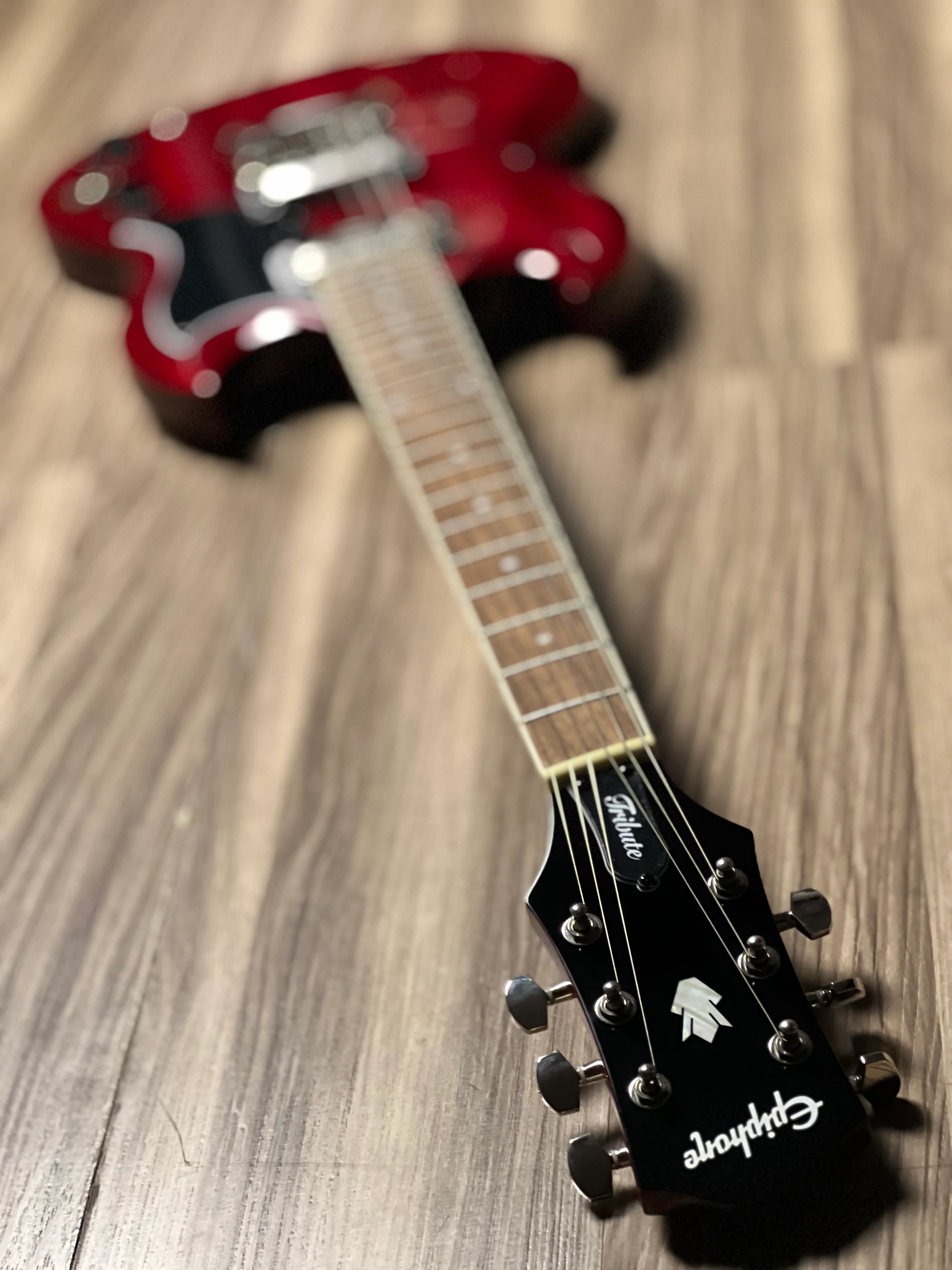 Epiphone SG Tribute in Cherry - Image 6