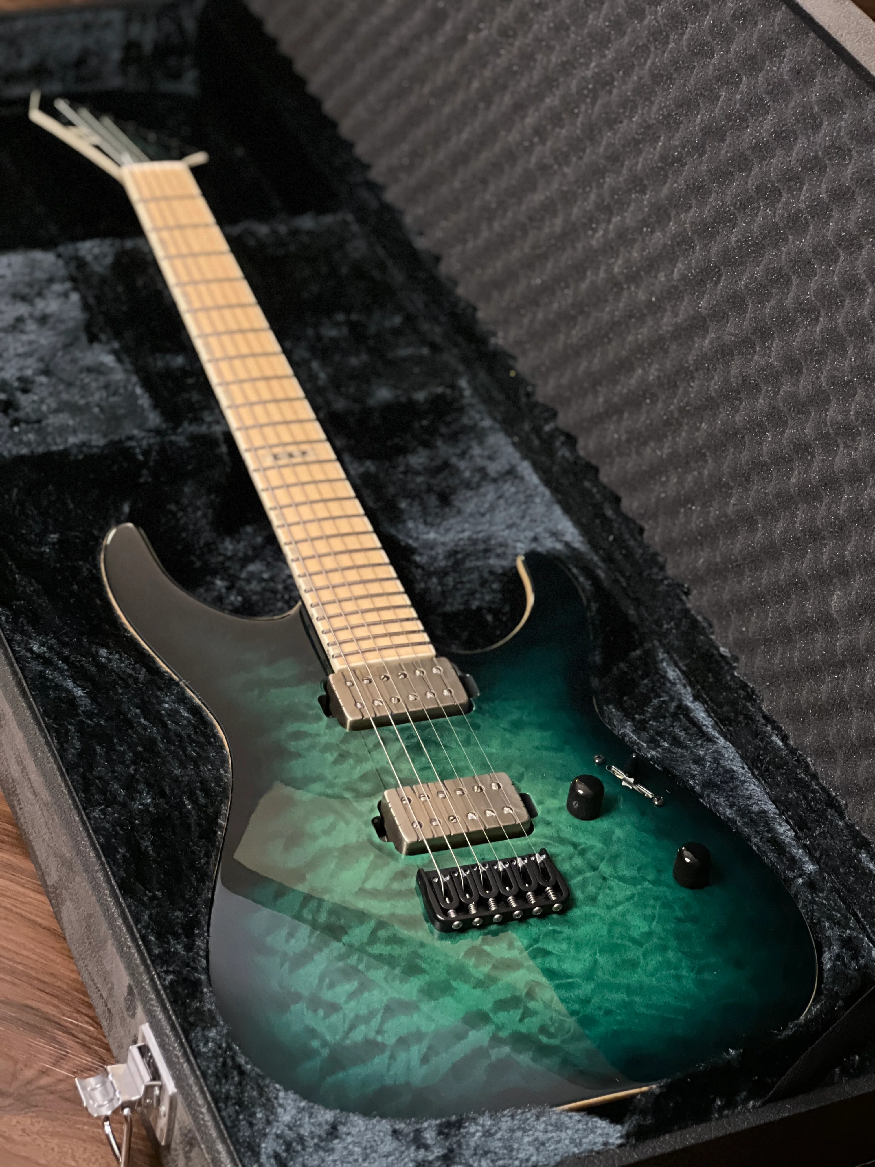 ESP E-II M-II NT - Black Turquoise Burst - Image 7