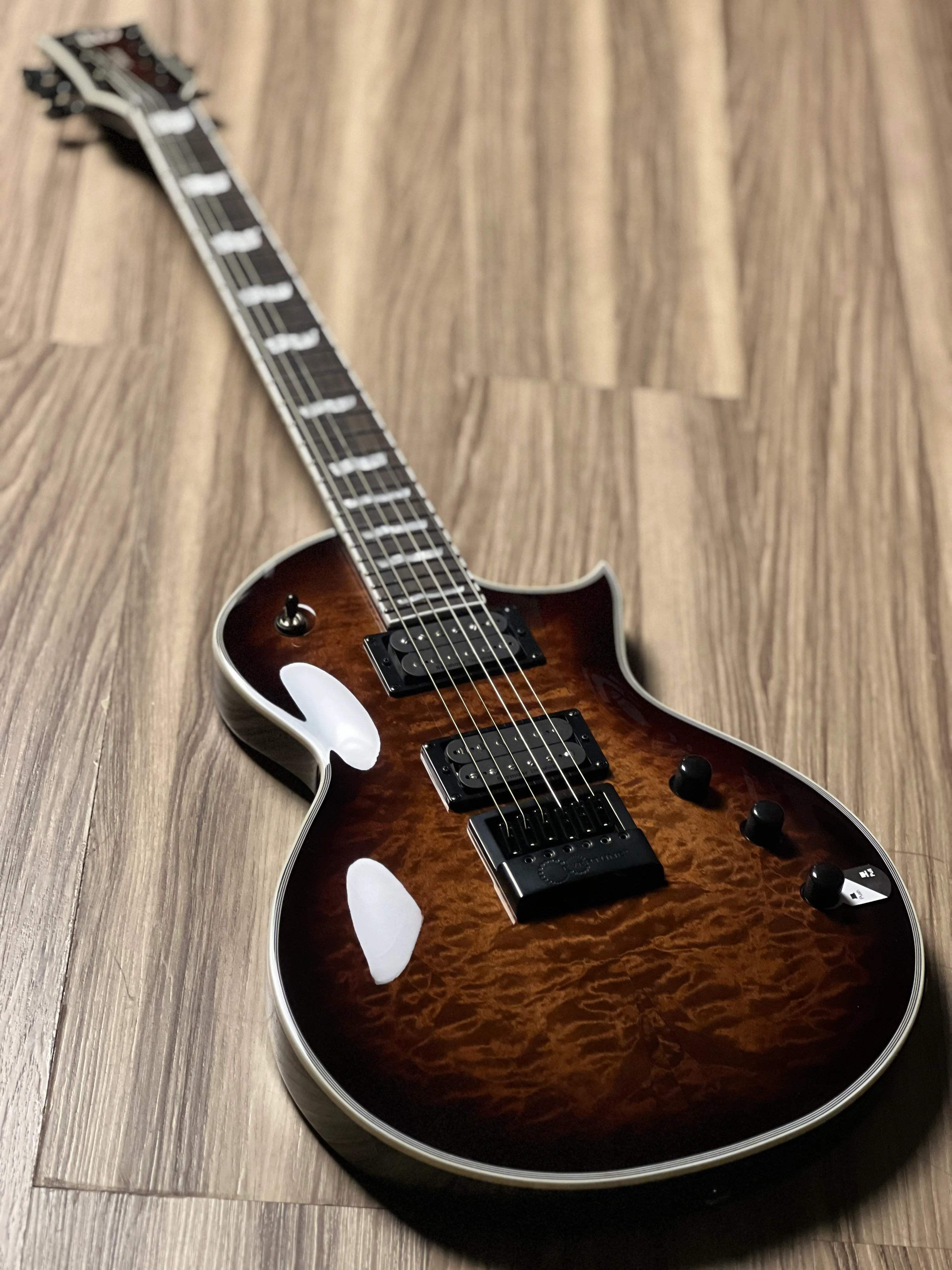 ESP LTD EC-1000 Evertune in Dark Brown Sunburst