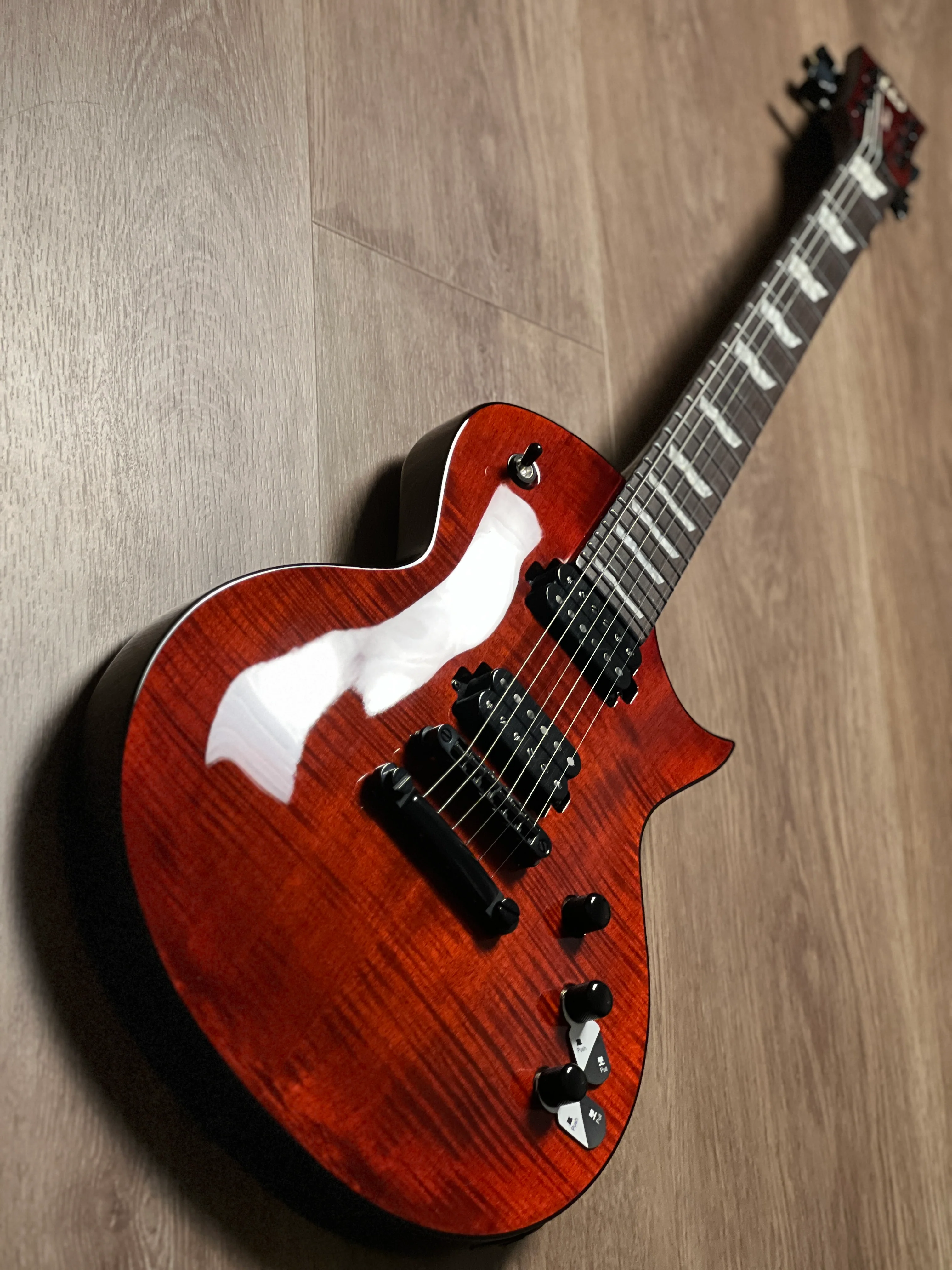 ESP LTD EC-1001 in Tiger Eye - Image 4