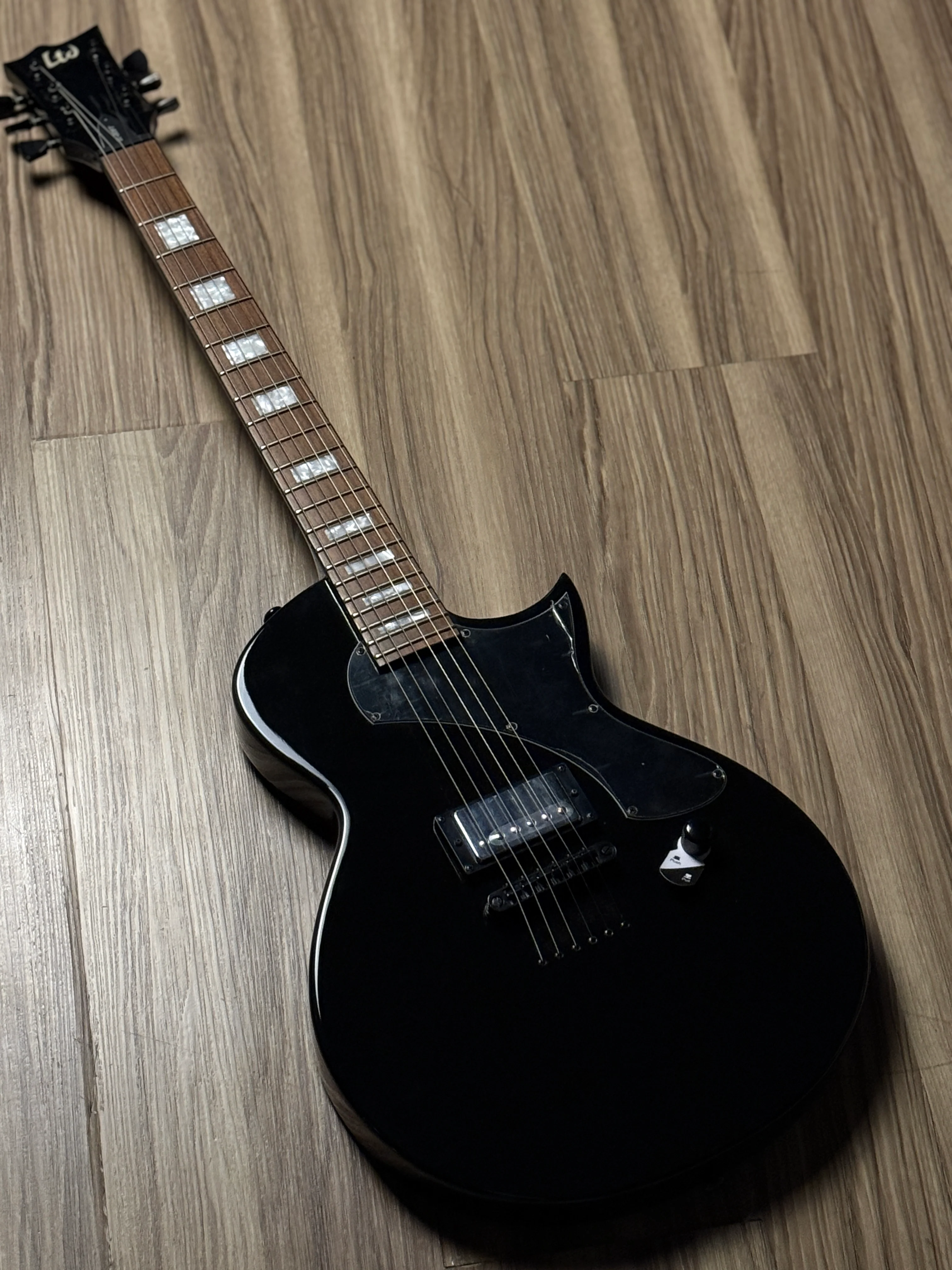 ESP LTD EC-201FT In Black - Image 2