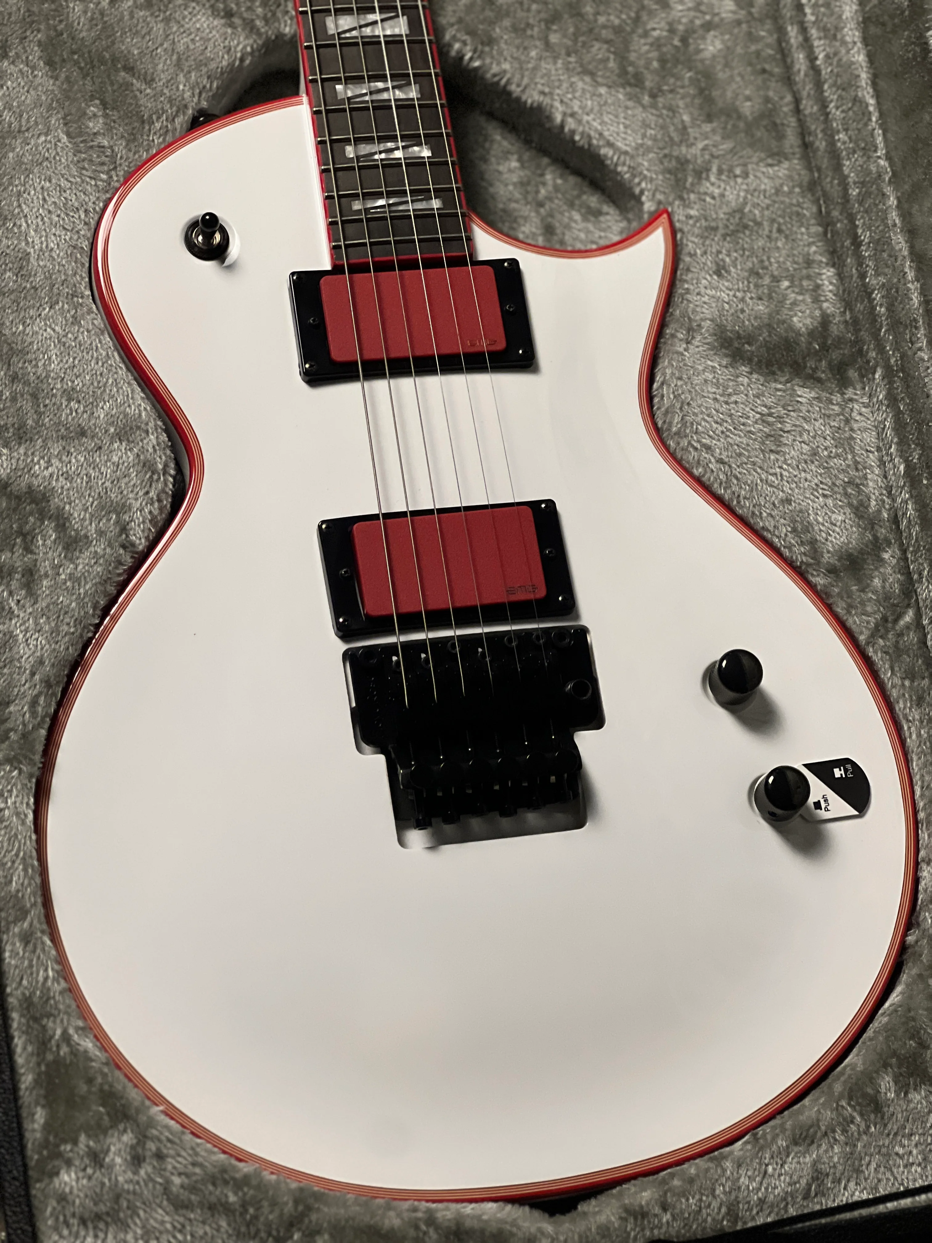 ESP LTD Signature Series Gary Holt GH-600 in Snow White W23061077 - Image 3