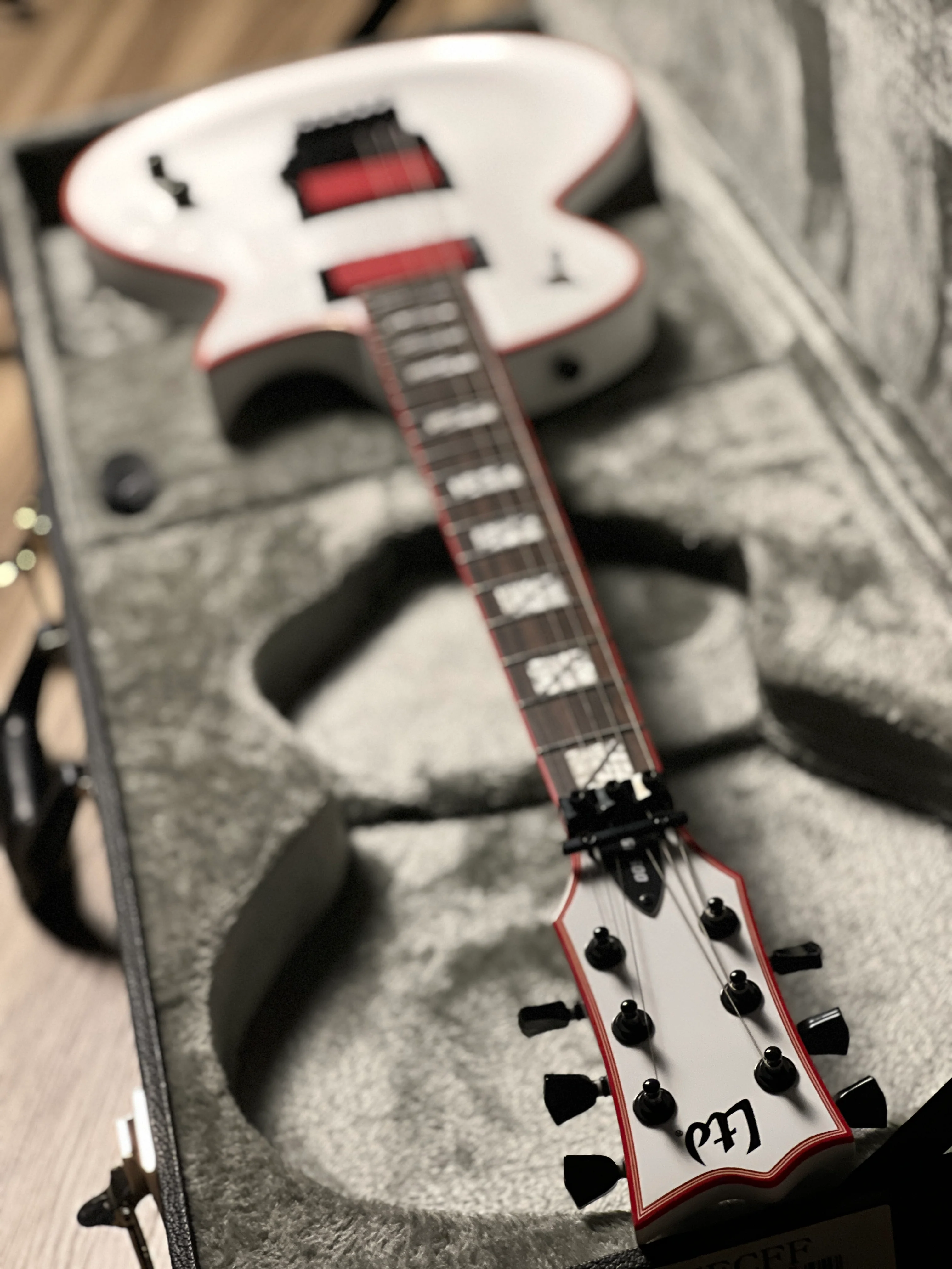 ESP LTD Signature Series Gary Holt GH-600 in Snow White W23061071 - Image 7