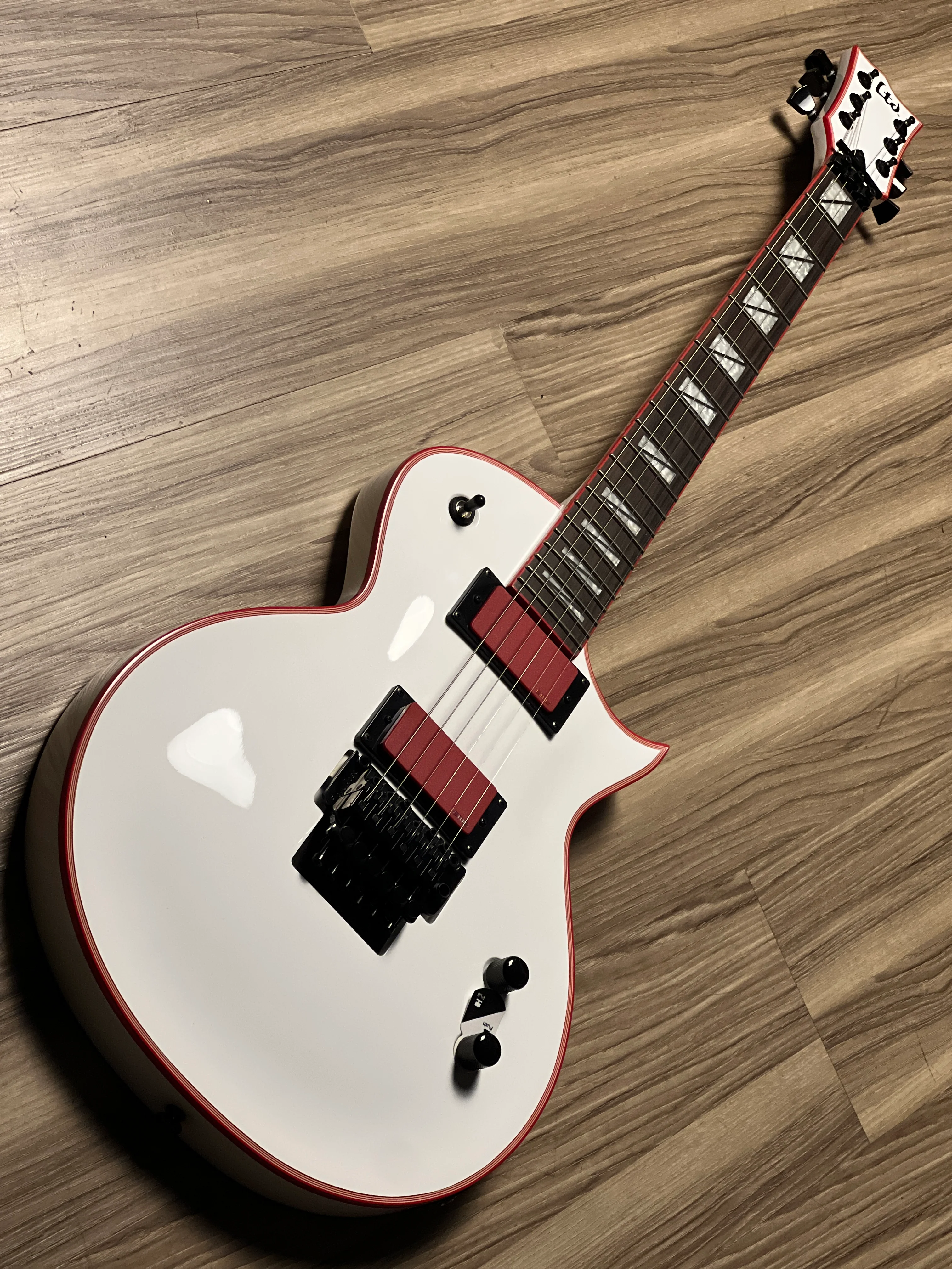 ESP LTD Signature Series Gary Holt GH-600 in Snow White W23061071 - Image 9