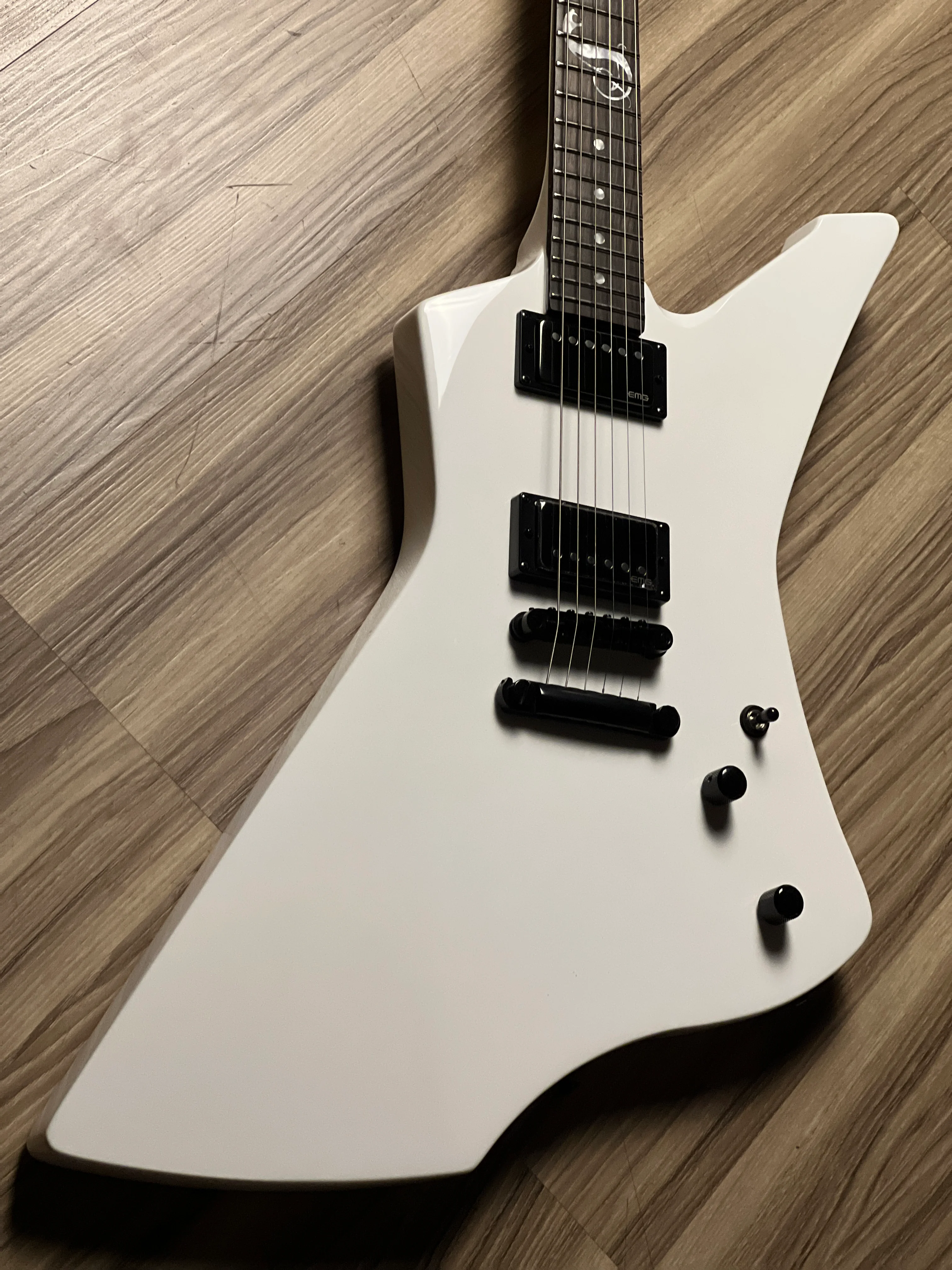 ESP LTD James Hetfield Signature Snakebyte in Snow White - Image 3