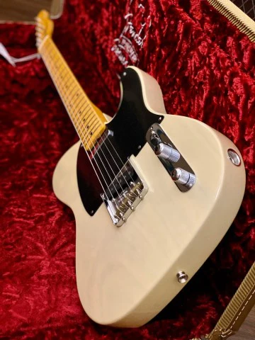 Fender 70th Anniversary Broadcaster - Blackguard Blonde - Image 4