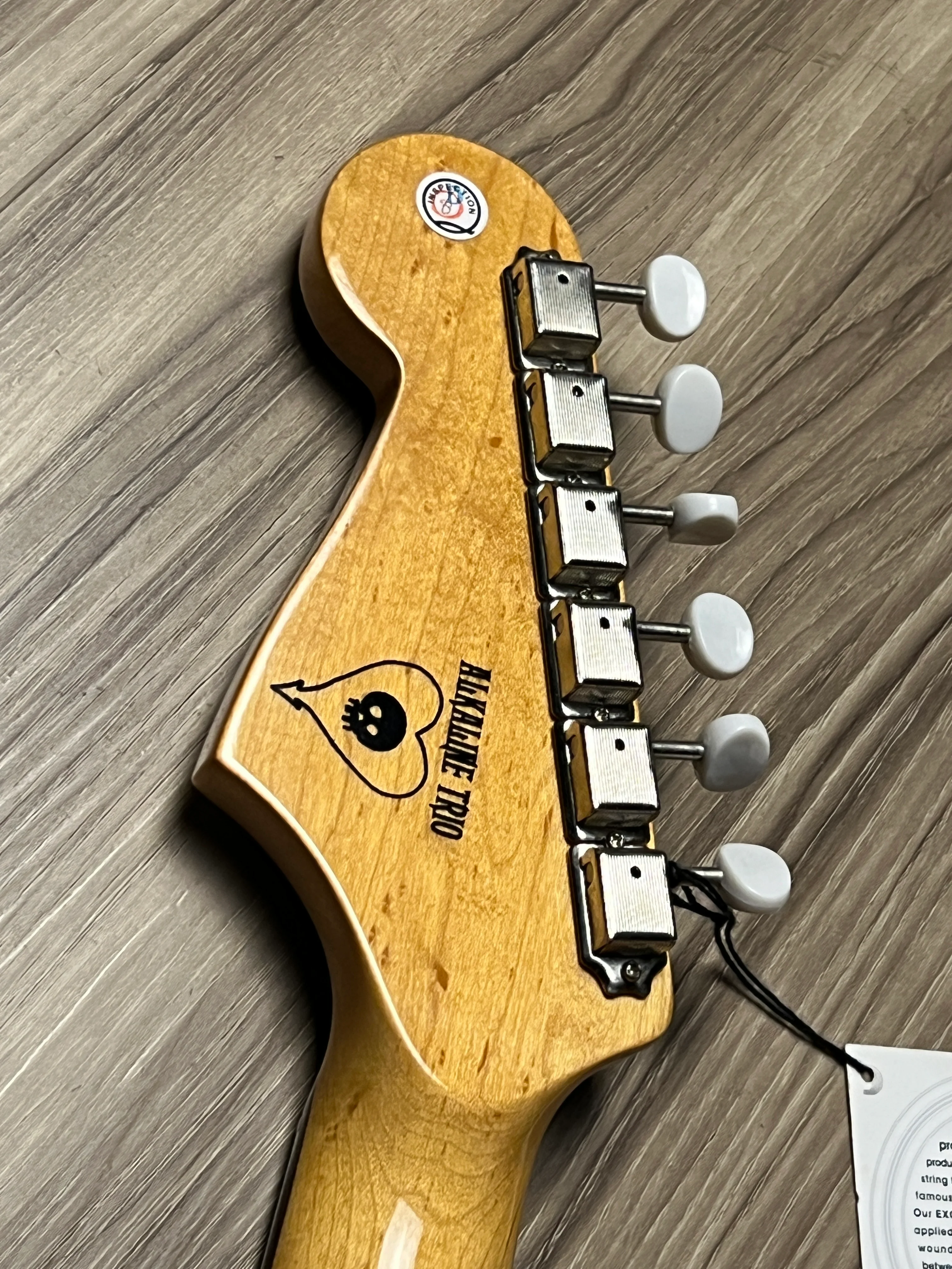 Fender Alkaline Trio Malibu Mahogany in Natural - Image 10