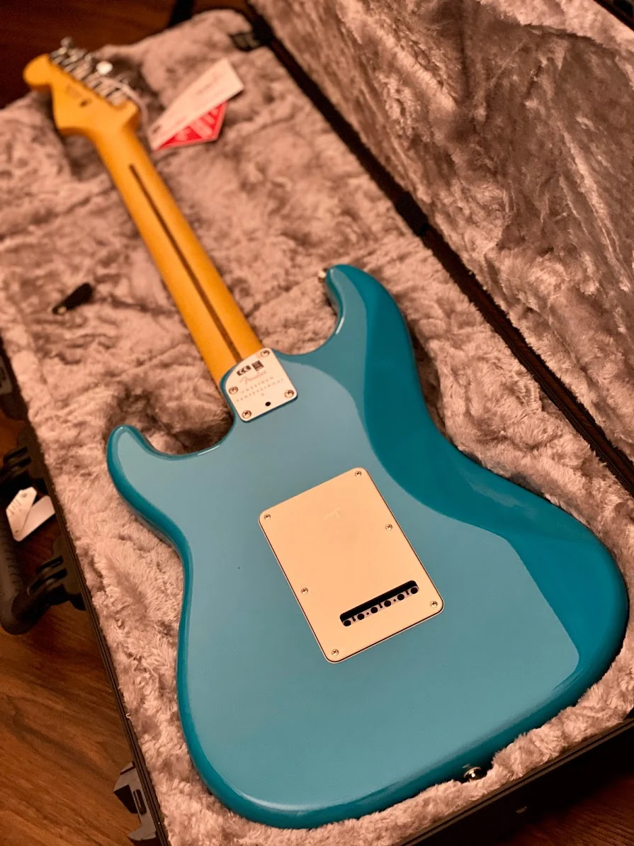 Fender American Professional II Stratocaster HSS with Rosewood FB - Miami Blue - Image 5