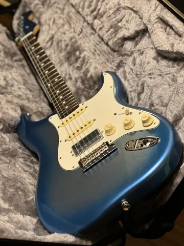 Fender American Showcase HSS Stratocaster with RW FB in Sky Burst Metallic - Image 7