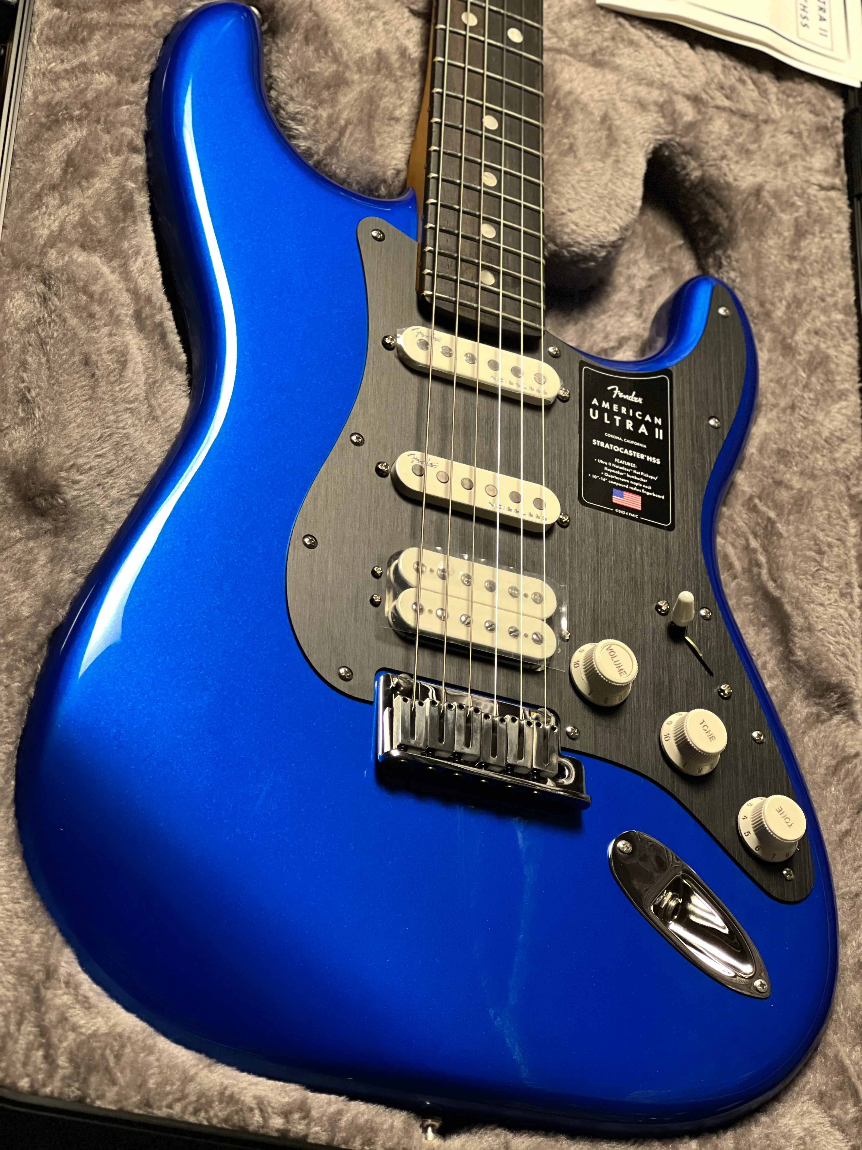 Fender American Ultra II Stratocaster HSS with Ebony FB in Noble Blue US240038640 - Image 5